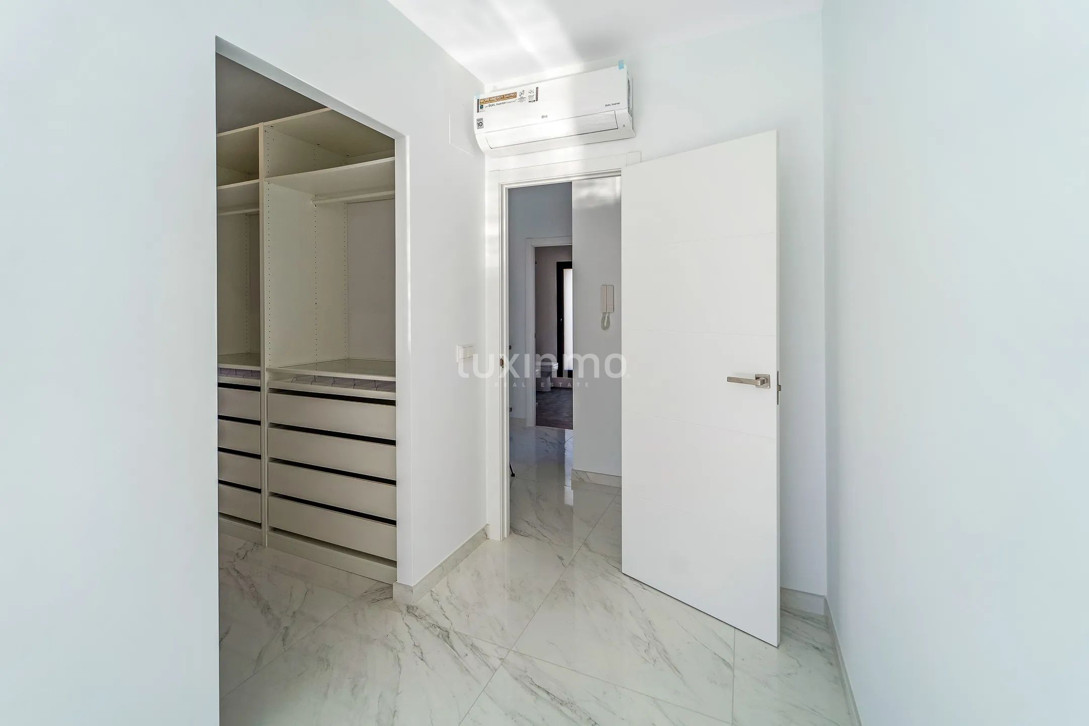 Moderne, splitter ny villa 500 meter fra stranden i Calpe — photo 28
