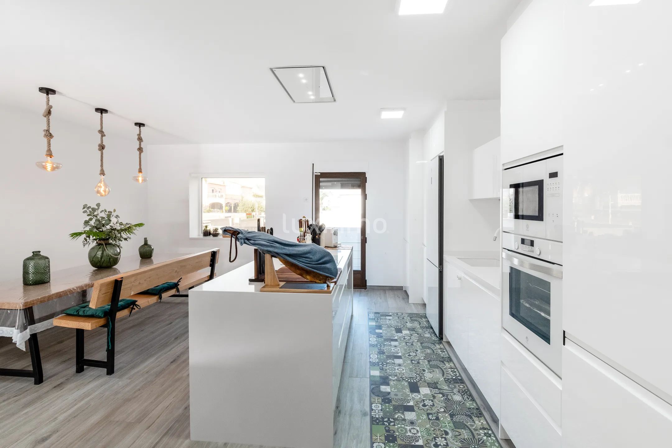 Stunning detached villa with pool only a walk to Ondara — photo 8