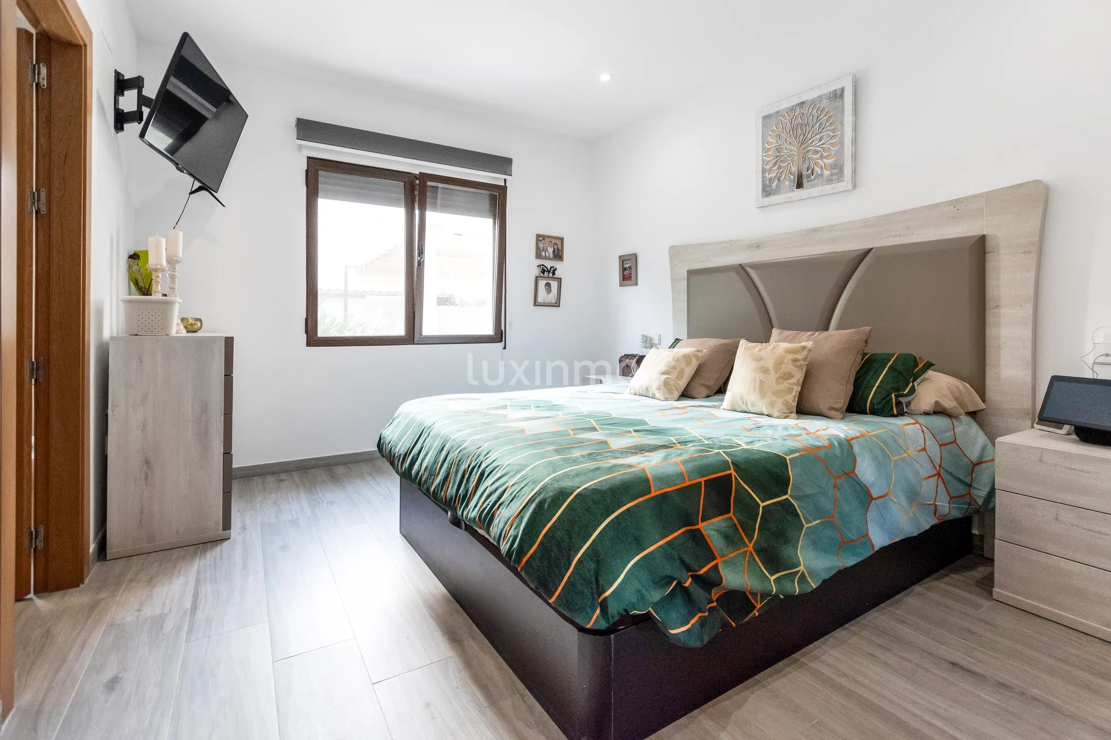 Stunning detached villa with pool only a walk to Ondara — photo 13