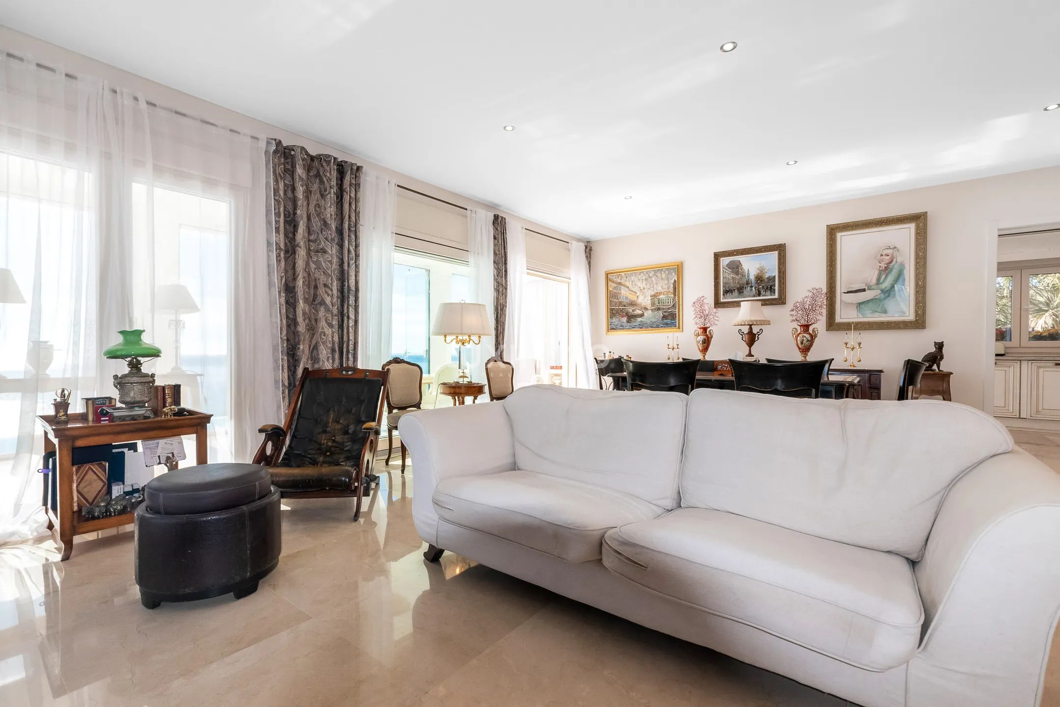 Vacker strandvilla i frontlinjen till salu i Campello — photo 9