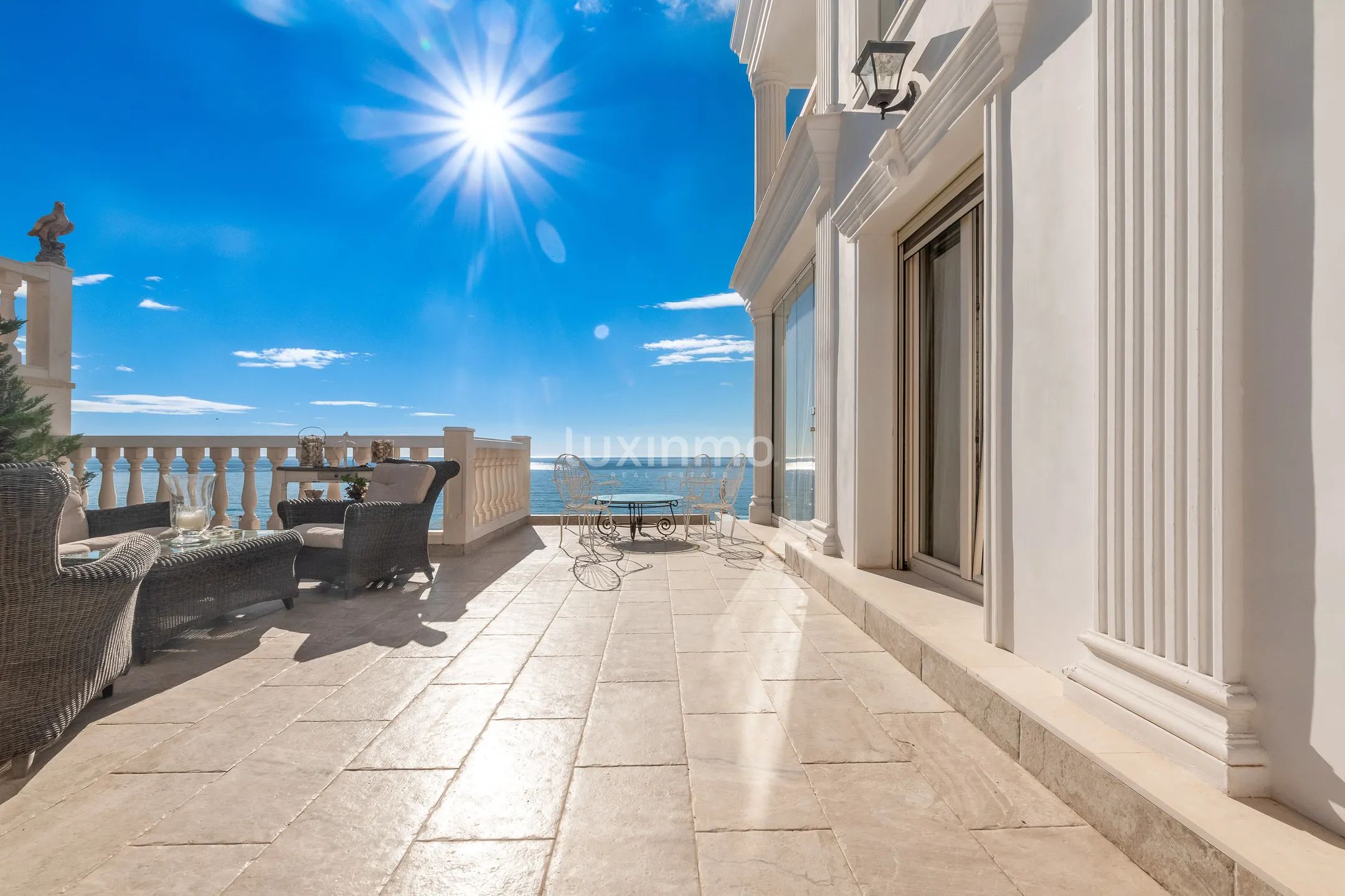 Vacker strandvilla i frontlinjen till salu i Campello — photo 20