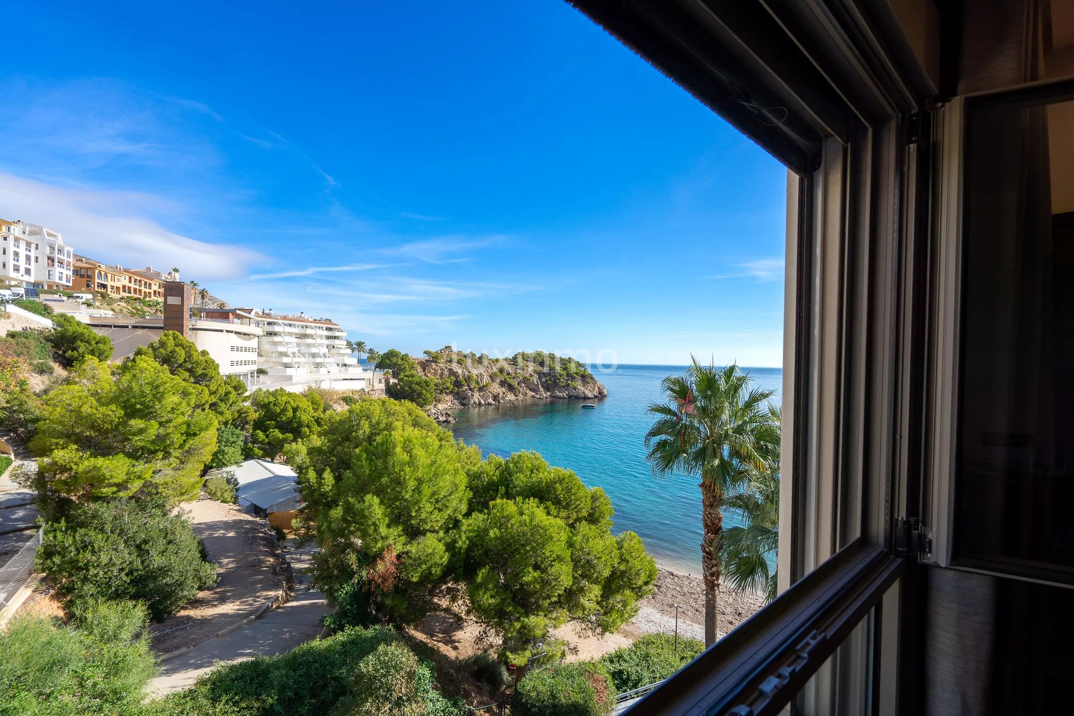 Atemberaubendes modernes Penthouse mit atemberaubender erster Linie in Mascarat — photo 24