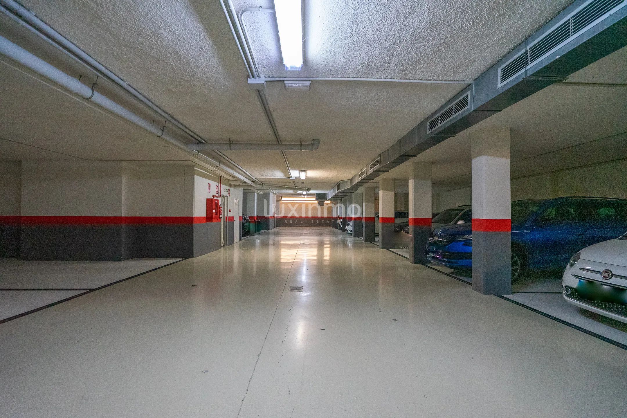 Atemberaubendes modernes Penthouse mit atemberaubender erster Linie in Mascarat — photo 52