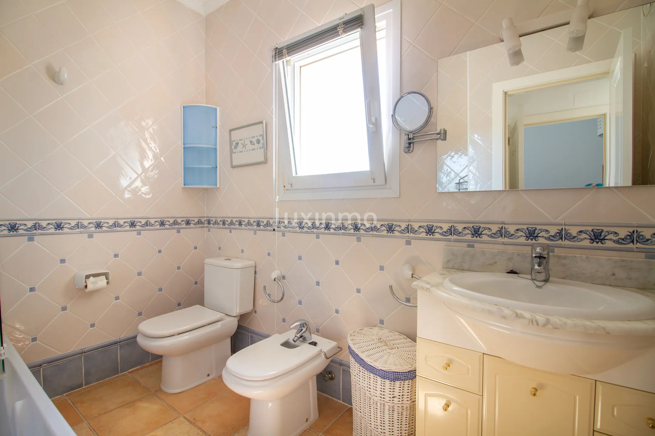 Urocza willa w zabudowie bliźniaczej do wynajęcia w Calpe — photo 21