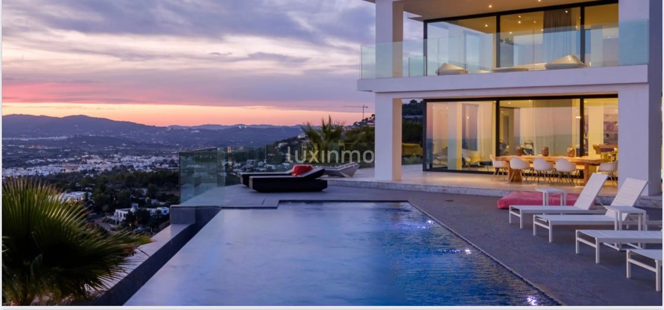 Villa moderne contemporaine avec vue panoramique sur la mer à Can Pep Simo - Ibiza — photo 4