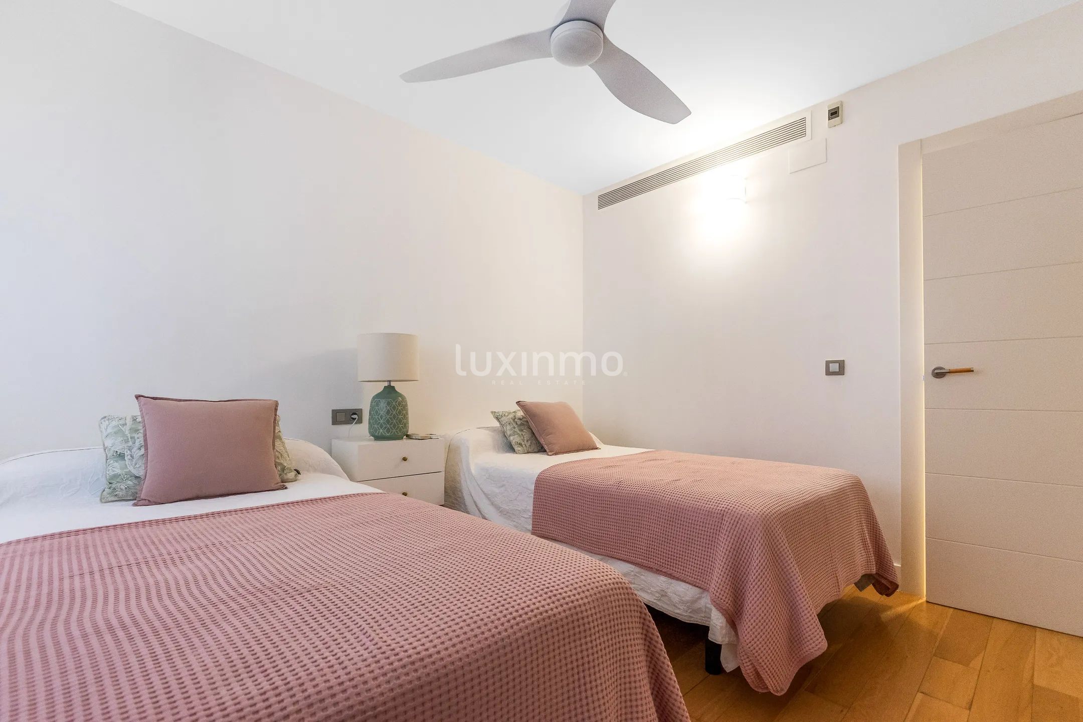Precioso apartamento con terraza en Mascarat Beach, Altea — photo 15