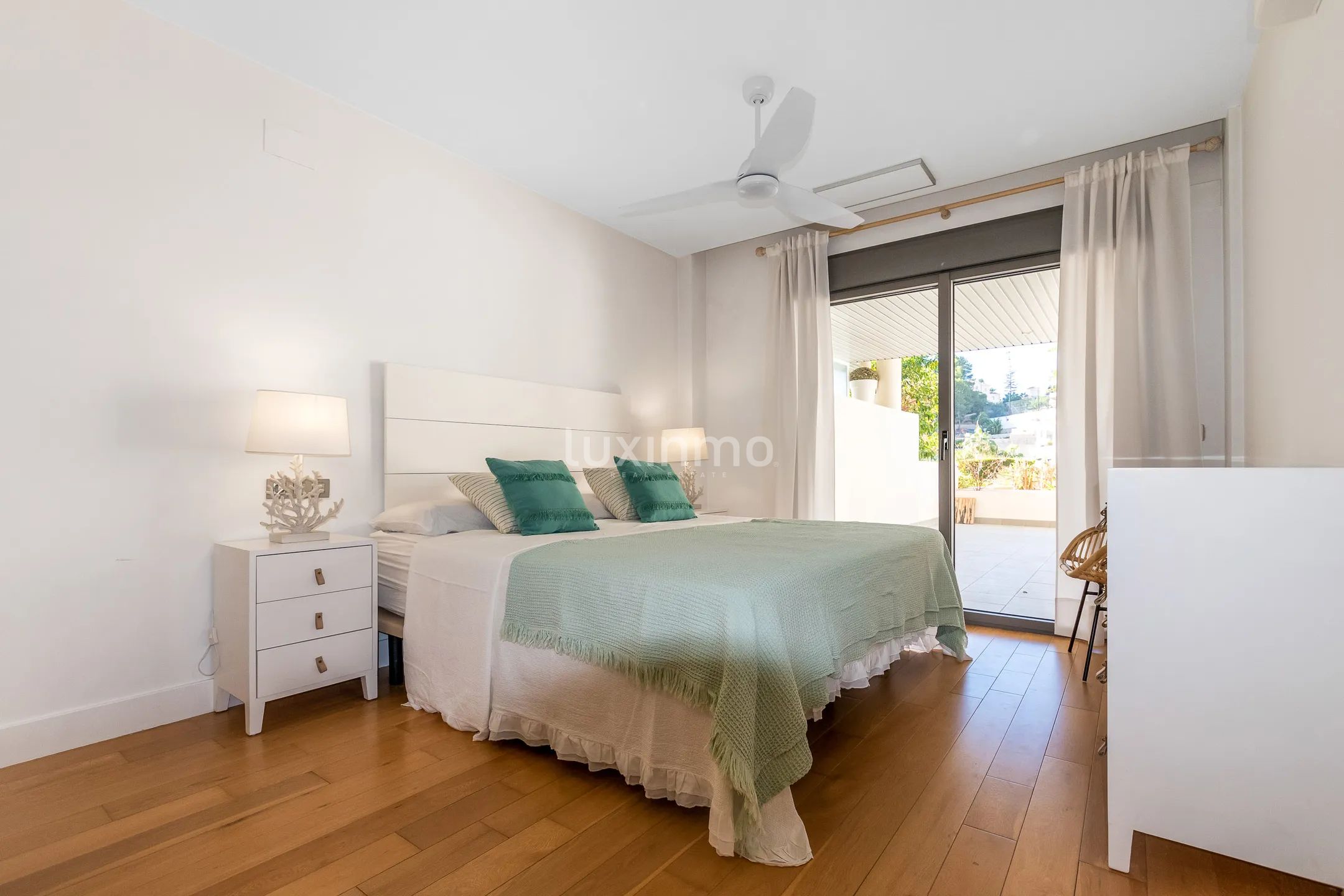 Precioso apartamento con terraza en Mascarat Beach, Altea — photo 10