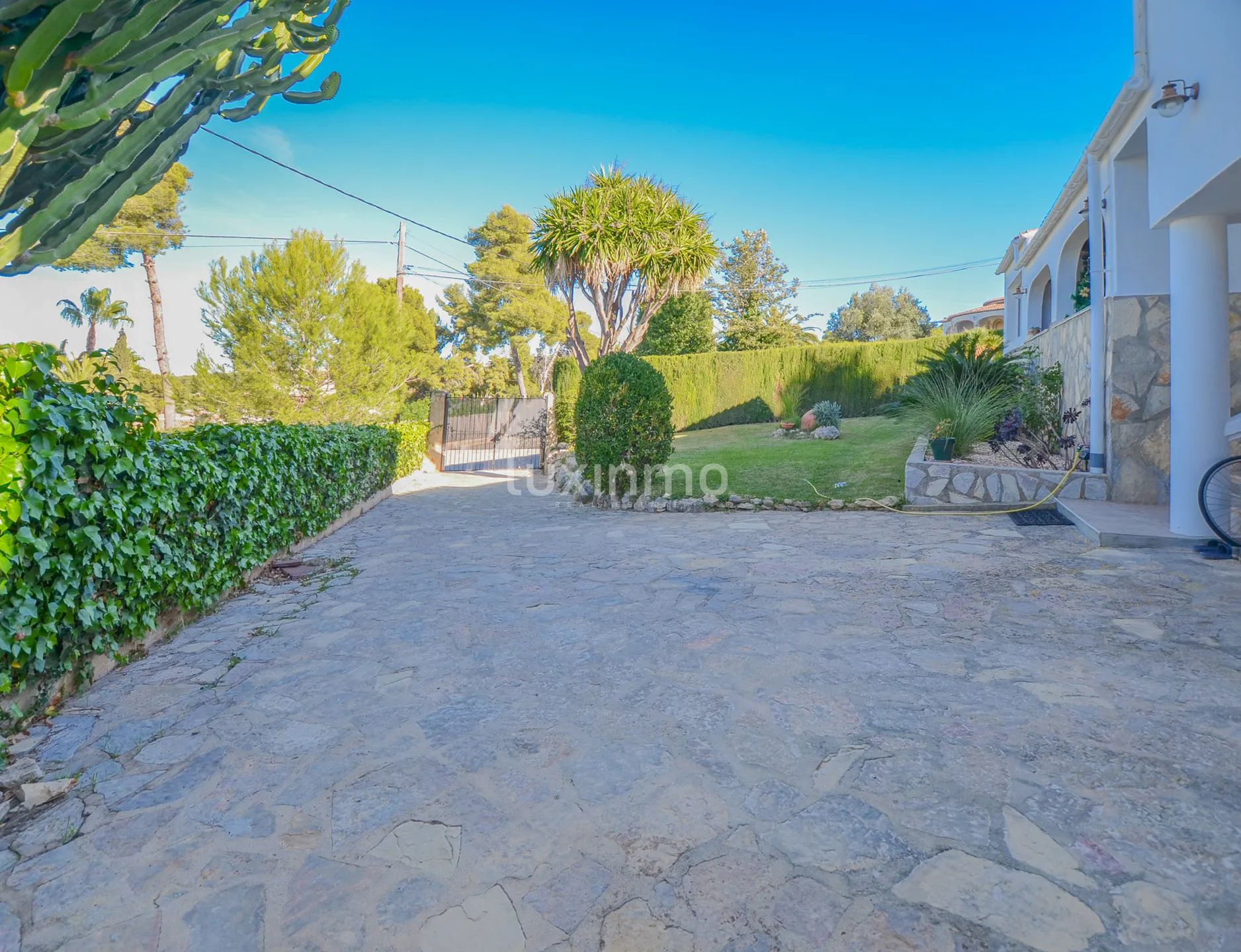 Villa mit Meerblick und Touristenlizenz zu verkaufen in Javea — photo 28