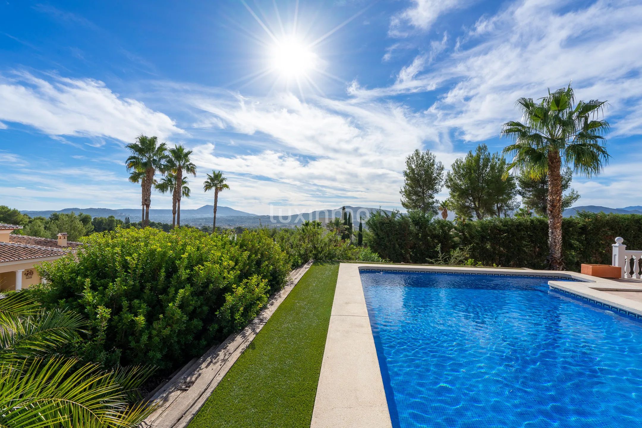 Impresionante villa con piscina privada en Montgó, Jávea — photo 10