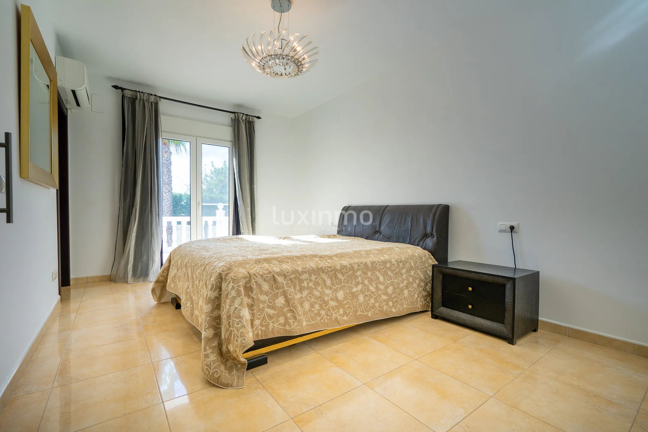 Impresionante villa con piscina privada en Montgó, Jávea — photo 20