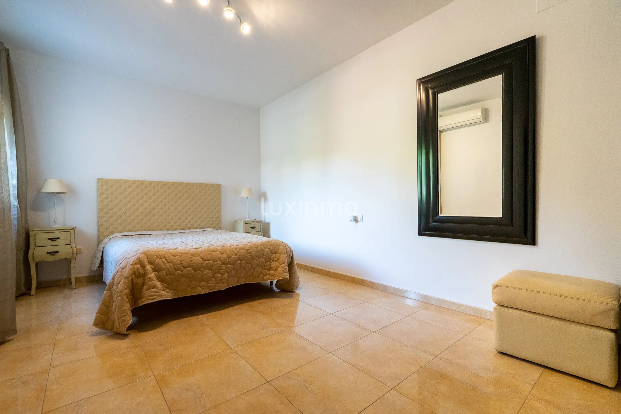 Impresionante villa con piscina privada en Montgó, Jávea — photo 24