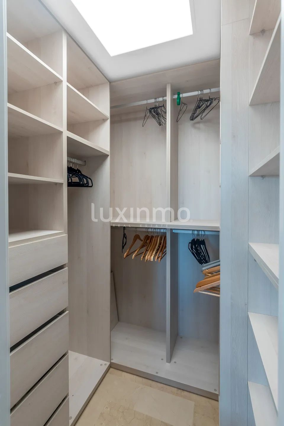 Villa avec piscine privée à louer à Sierra Cortina — photo 13