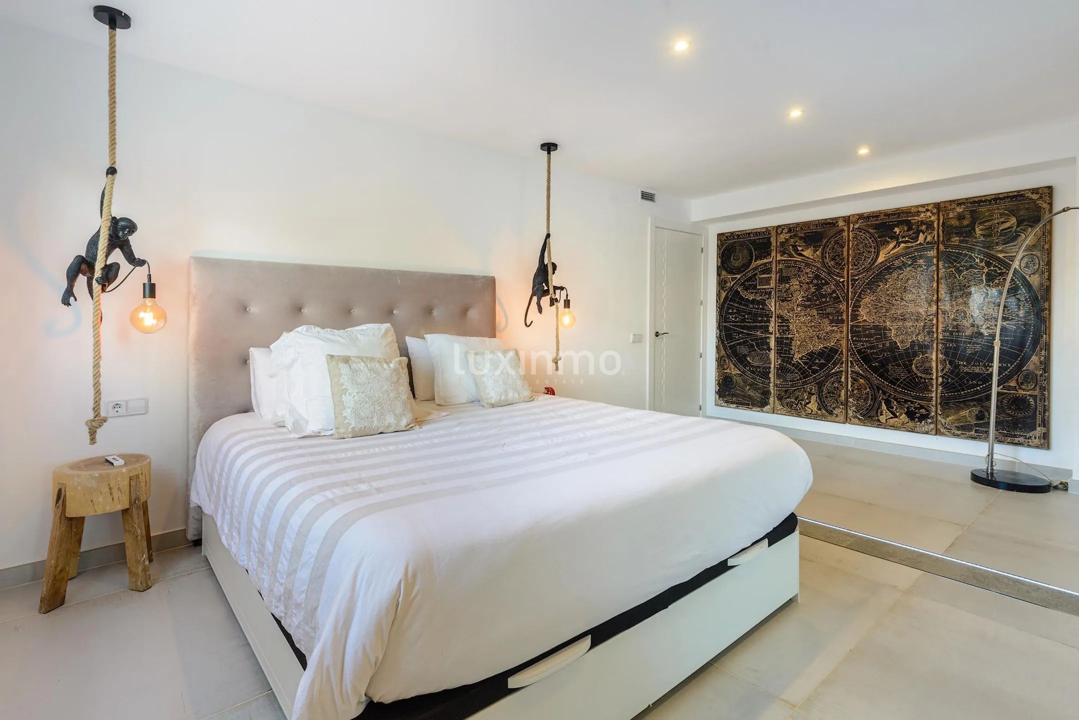 Licht appartement op de begane grond in Marina Botafoch, Ibiza — photo 17