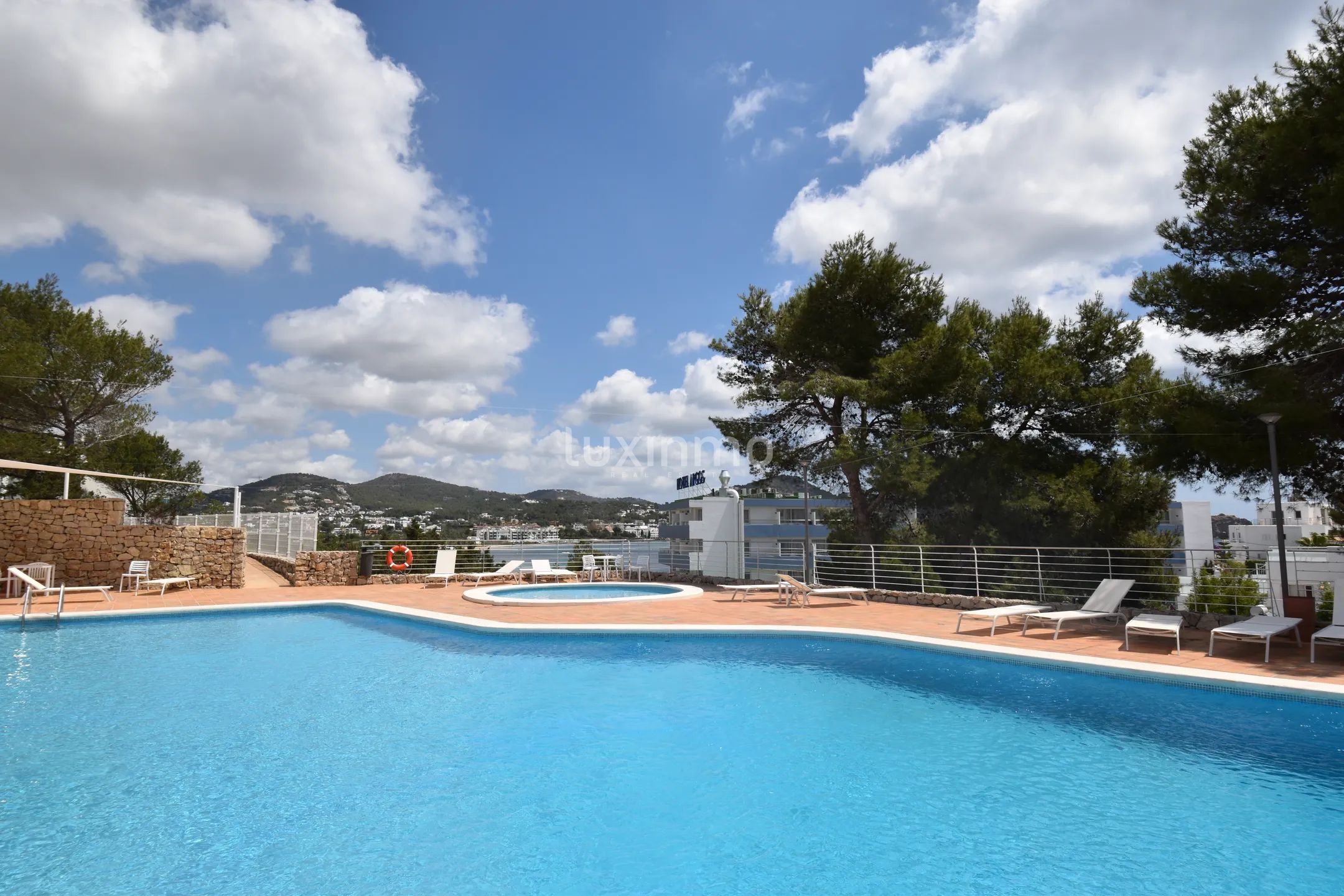 Bright Ground Floor Apartment in Marina Botafoch, Ibiza — photo 31