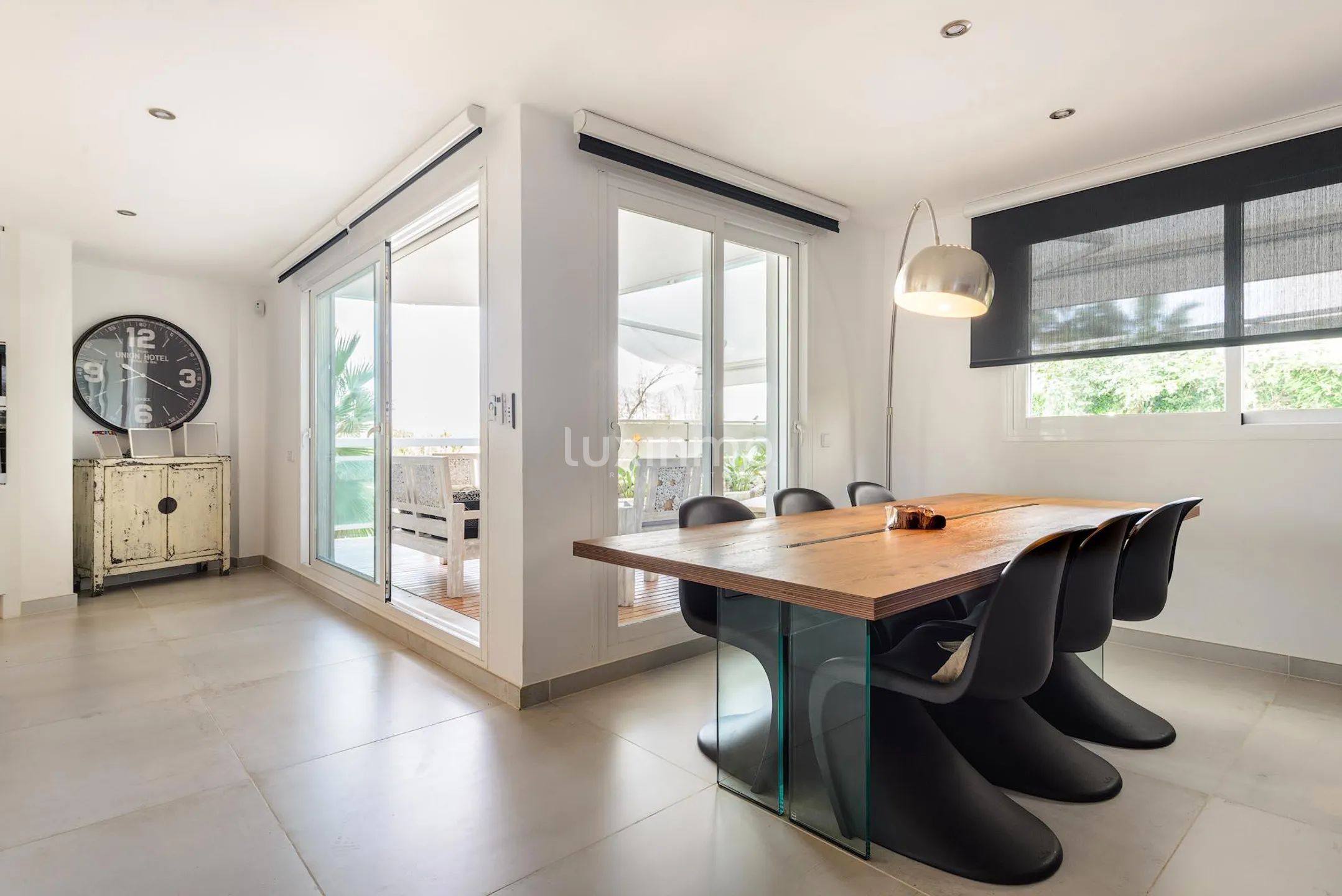 Licht appartement op de begane grond in Marina Botafoch, Ibiza — photo 12