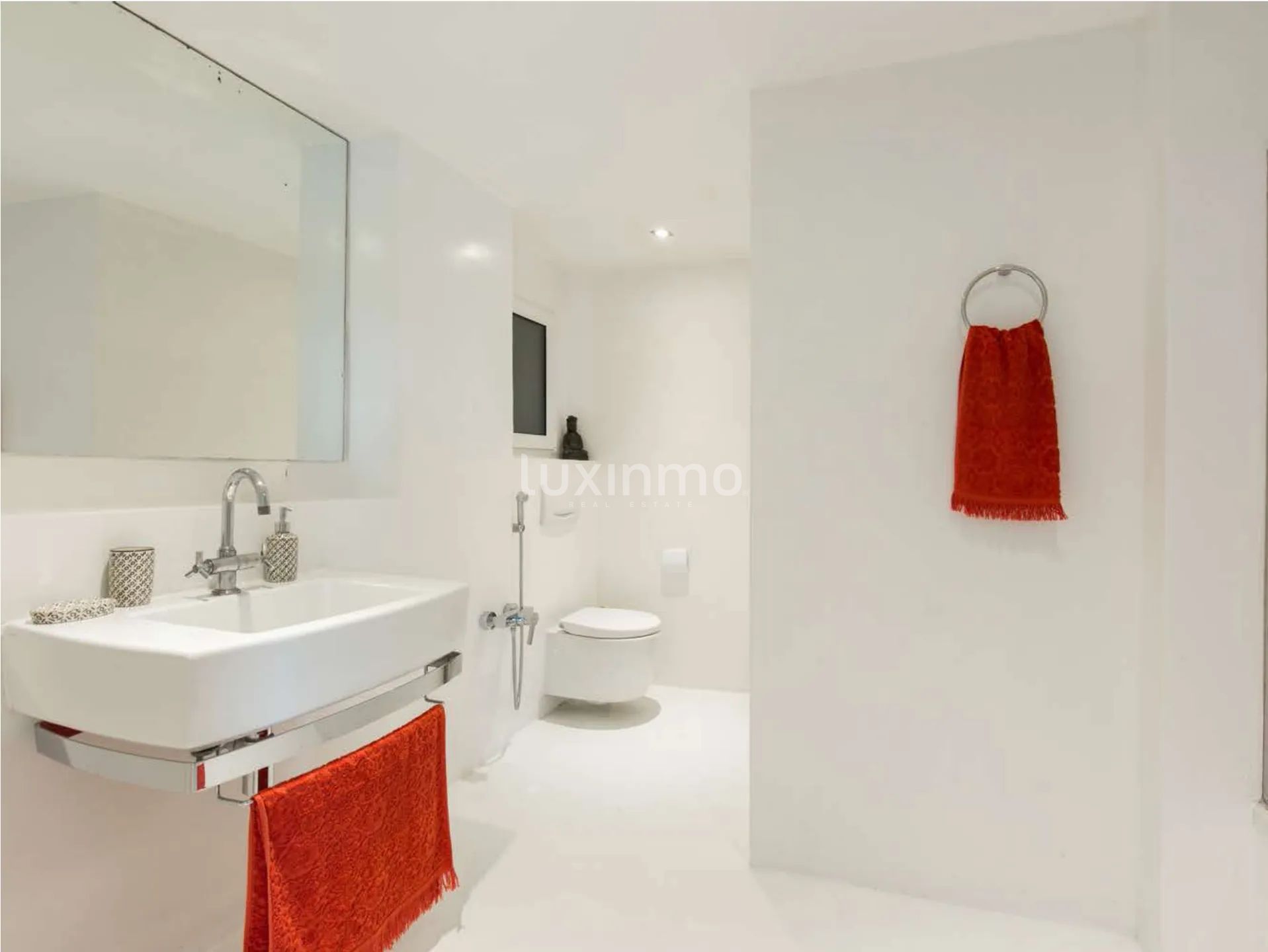 Просторная вилла на вершине урбанизации Кан Фурнет, Ибица — photo 44