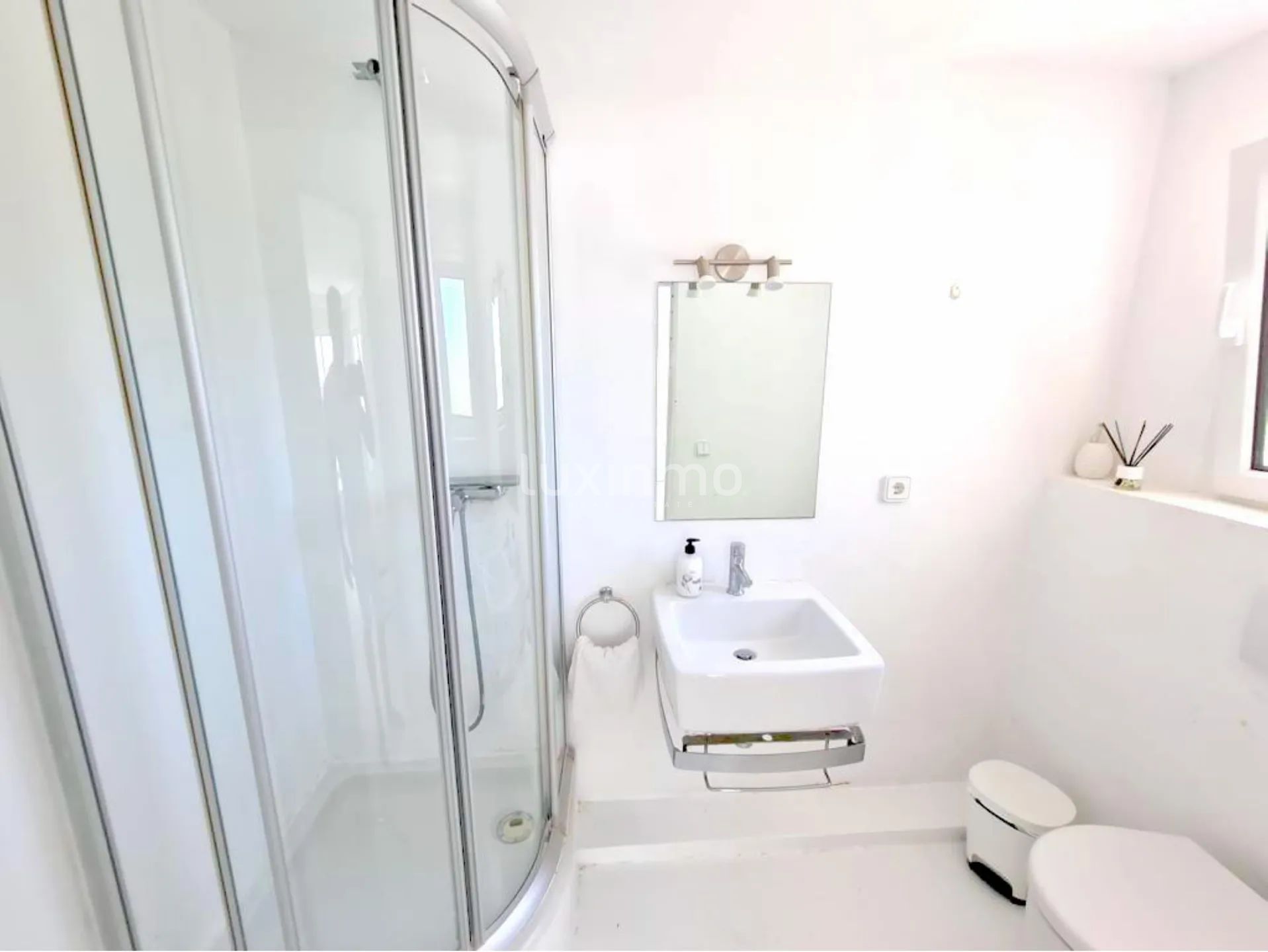 Просторная вилла на вершине урбанизации Кан Фурнет, Ибица — photo 42