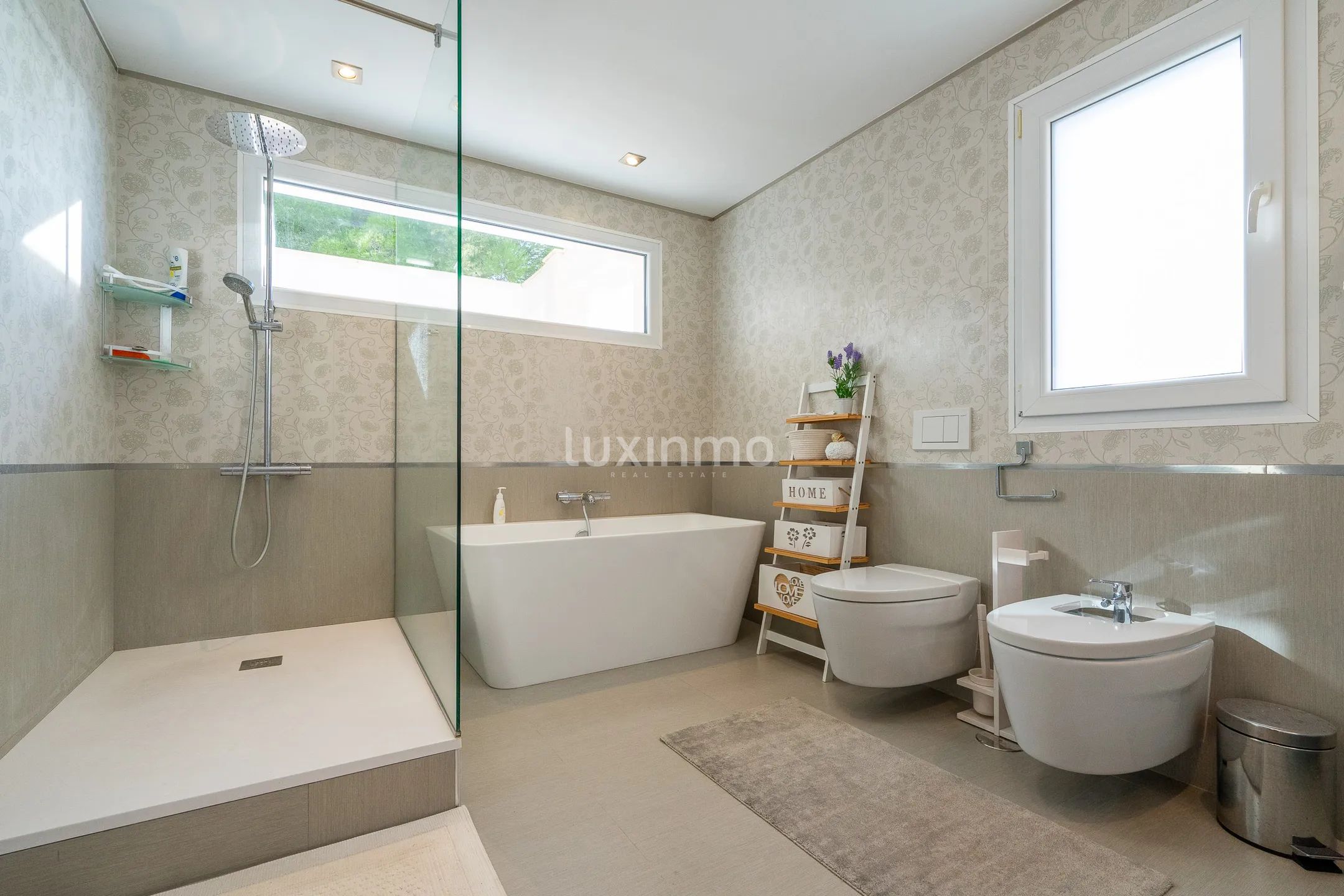 Stunning 6 bedroom detached house with sea views in Altea Hills — photo 22