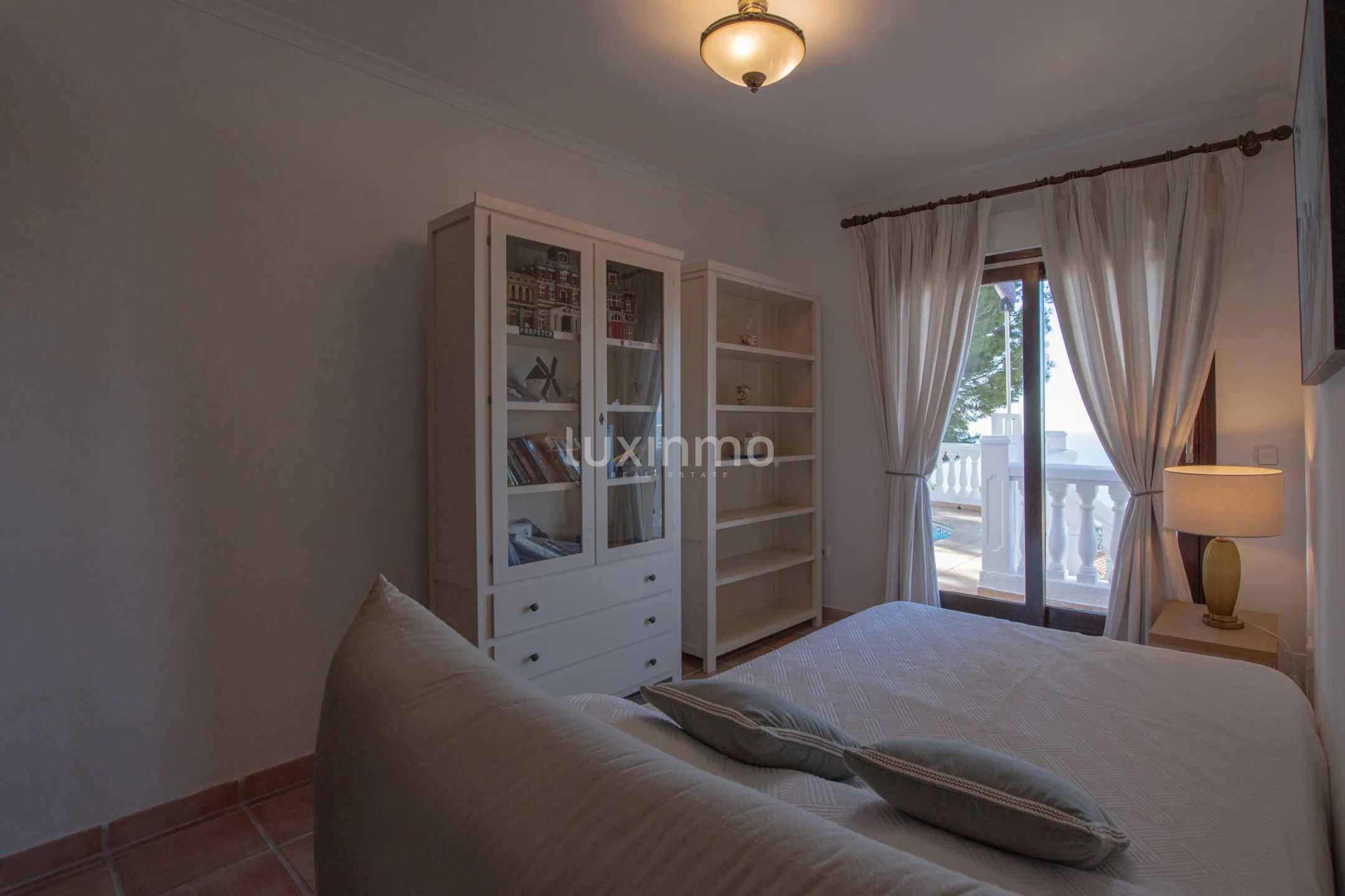 Villa with open sea views for rent in Altea Hills — photo 23