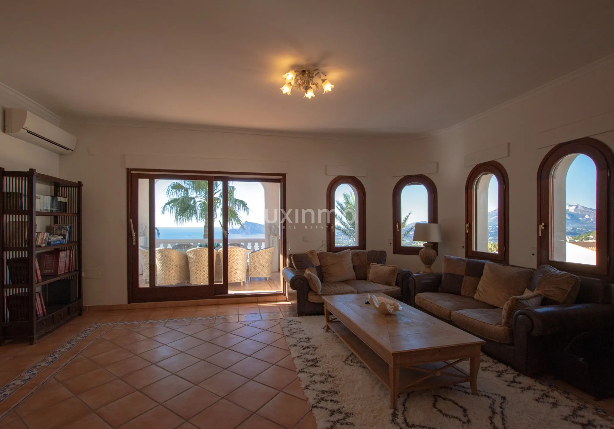 Villa with open sea views for rent in Altea Hills — photo 11