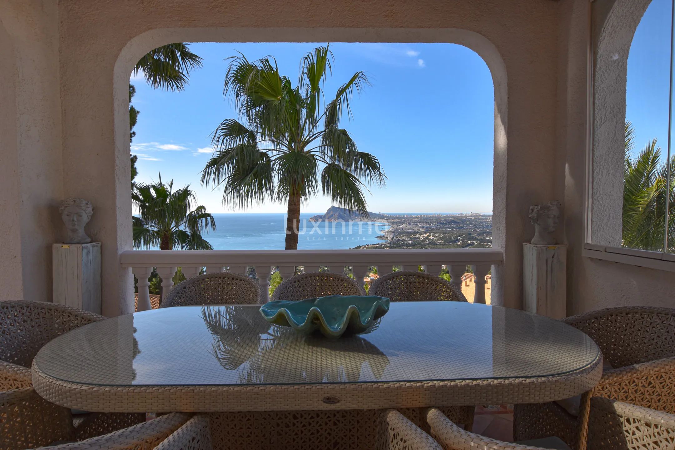 Villa with open sea views for rent in Altea Hills — photo 15