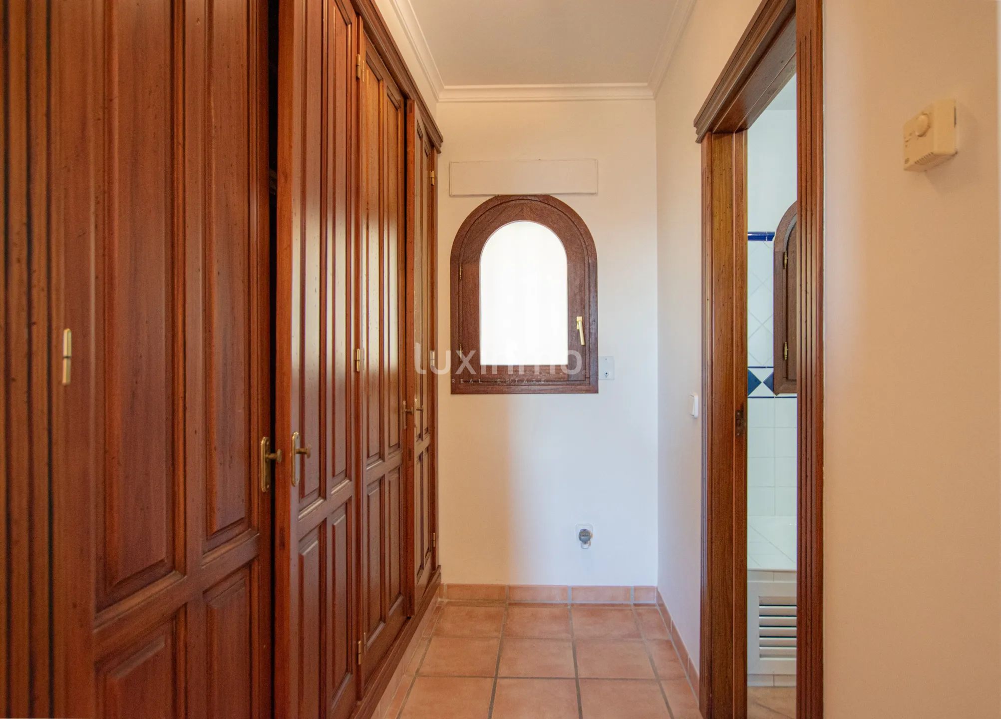 Villa with open sea views for rent in Altea Hills — photo 18