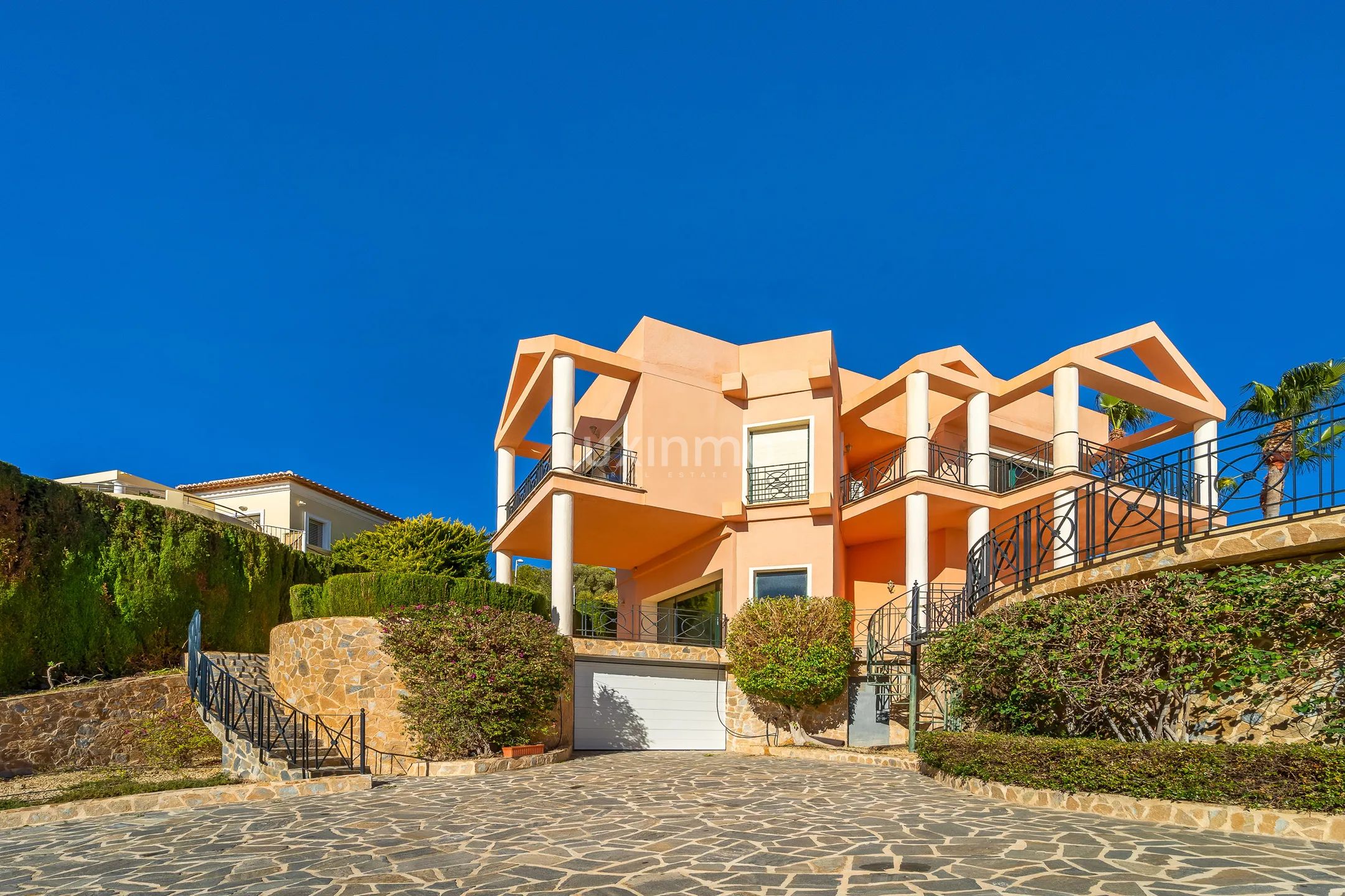 Charming Villa in Manzanera-Tosal, Calpe with Sea Views