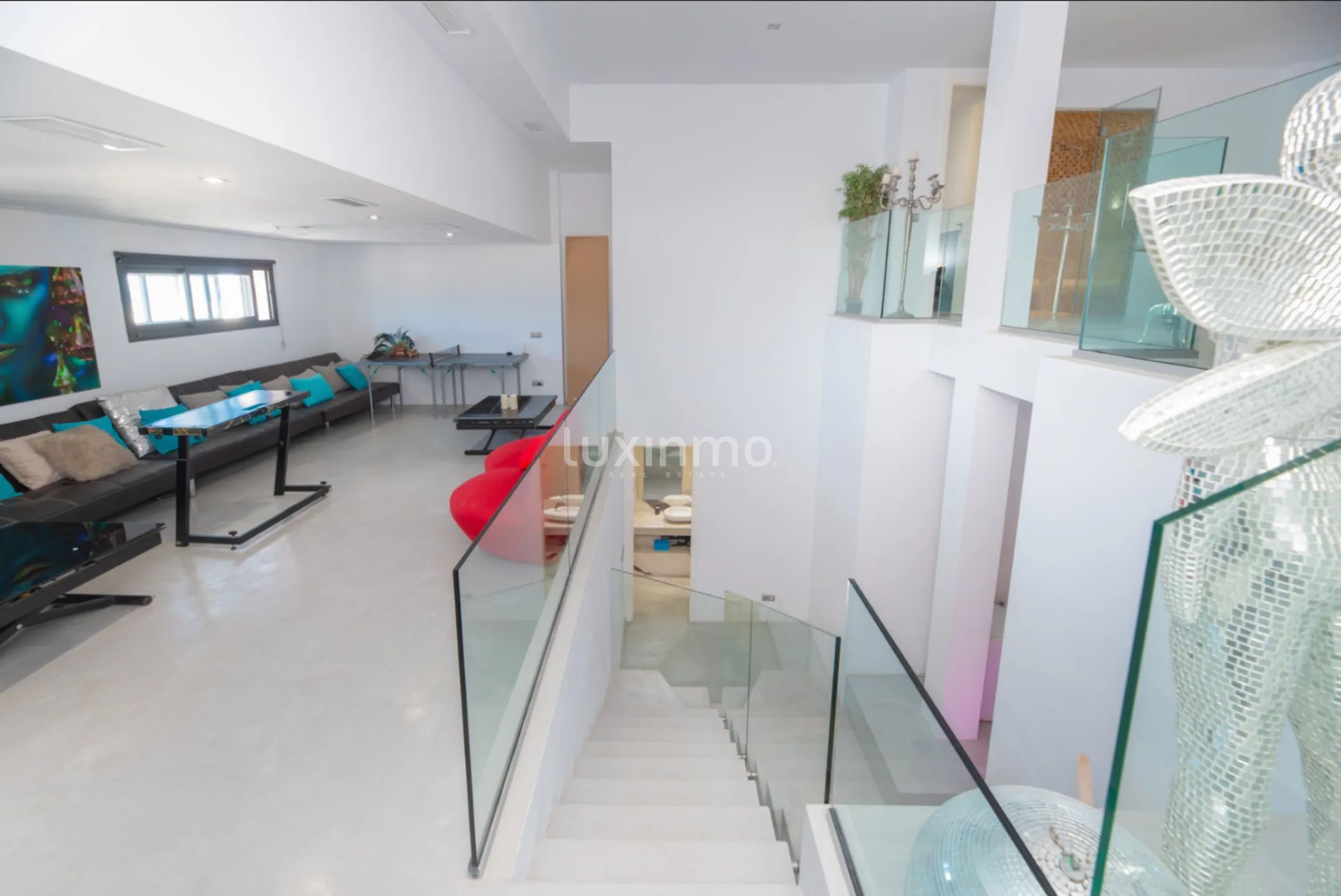 Elegant Semidetached House with Infinity Pool and Sea Views in Cala Carbó — photo 17