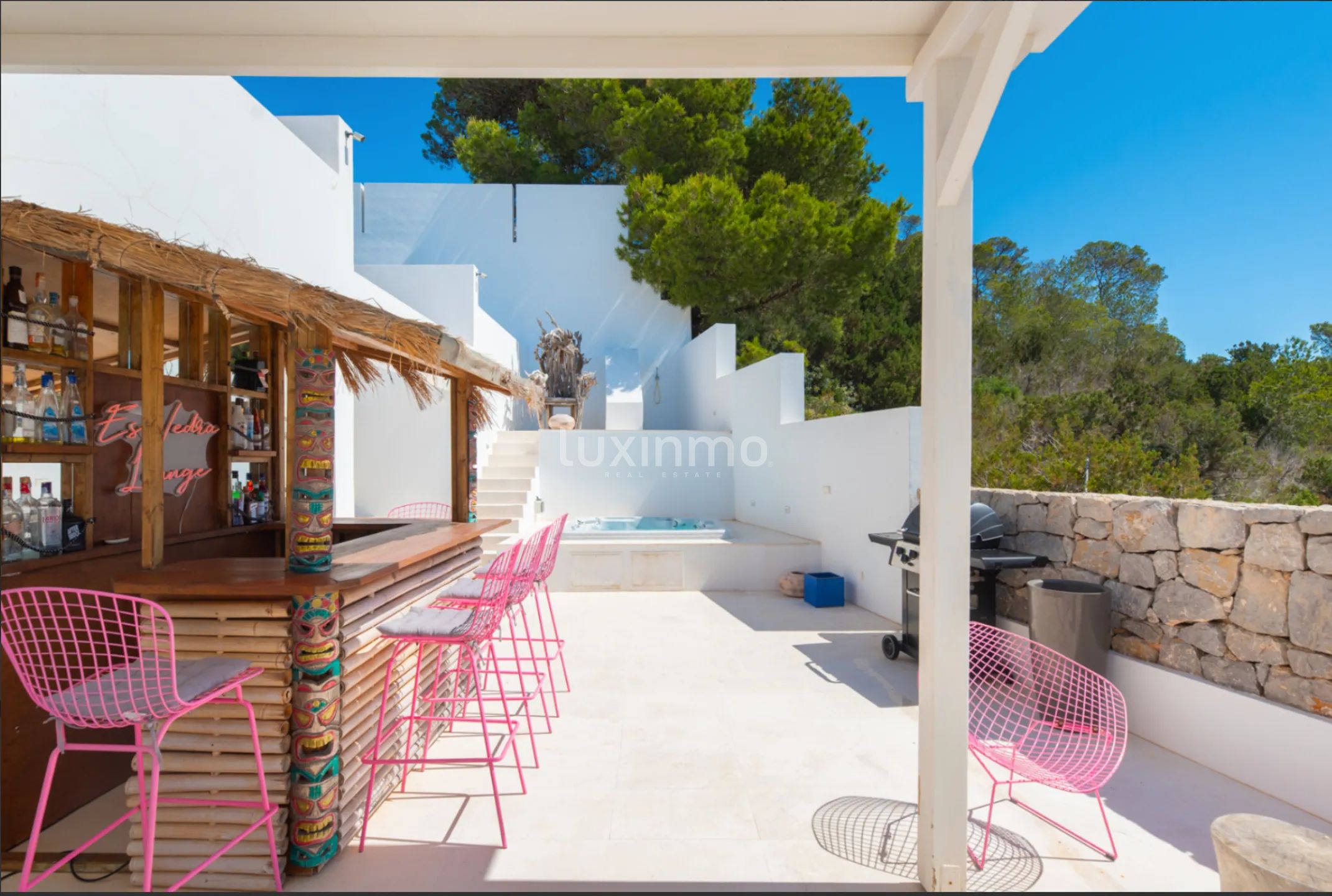 Elegant Semidetached House with Infinity Pool and Sea Views in Cala Carbó — photo 7