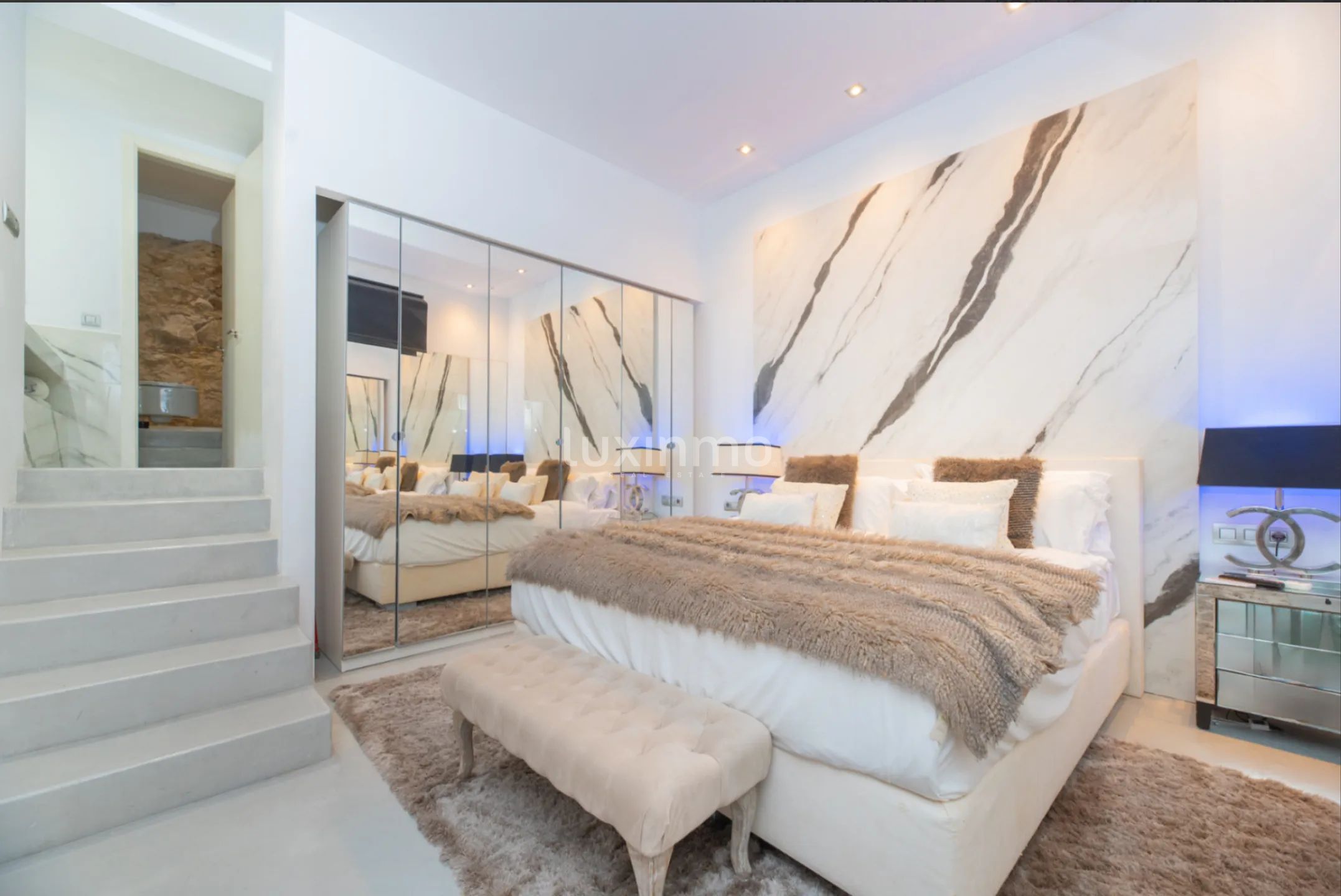 Elegant parhus med infinitypool och havsutsikt i Cala Carbó — photo 26