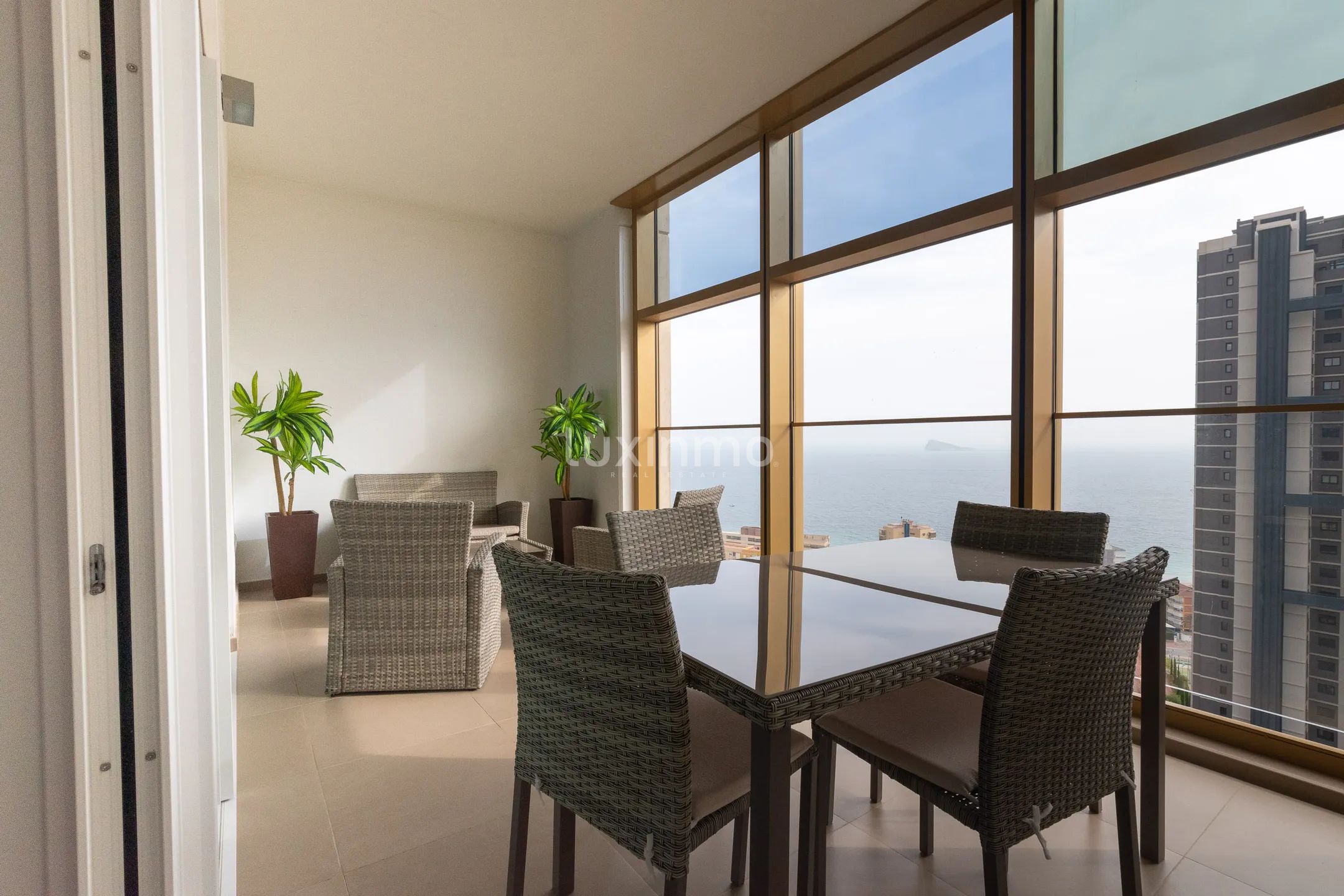 Precioso piso con vistas al mar en el lujoso edificio Intempo — photo 8
