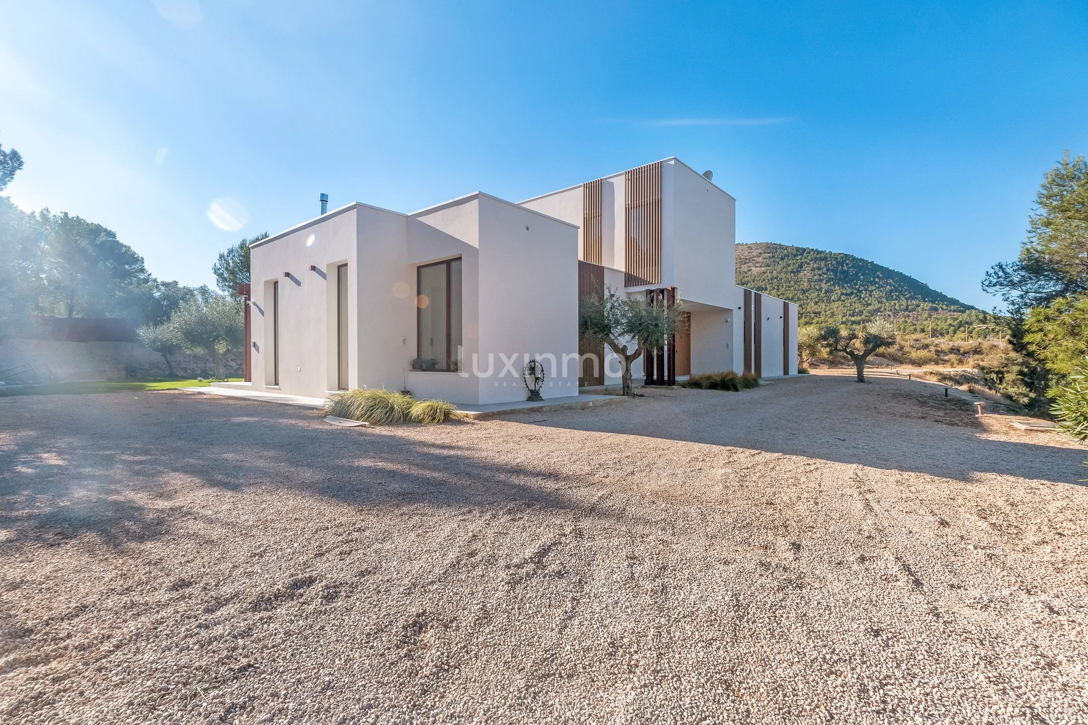 Роскошный и современный дом с 4 спальнями в сельской местности Финестрат — photo 40