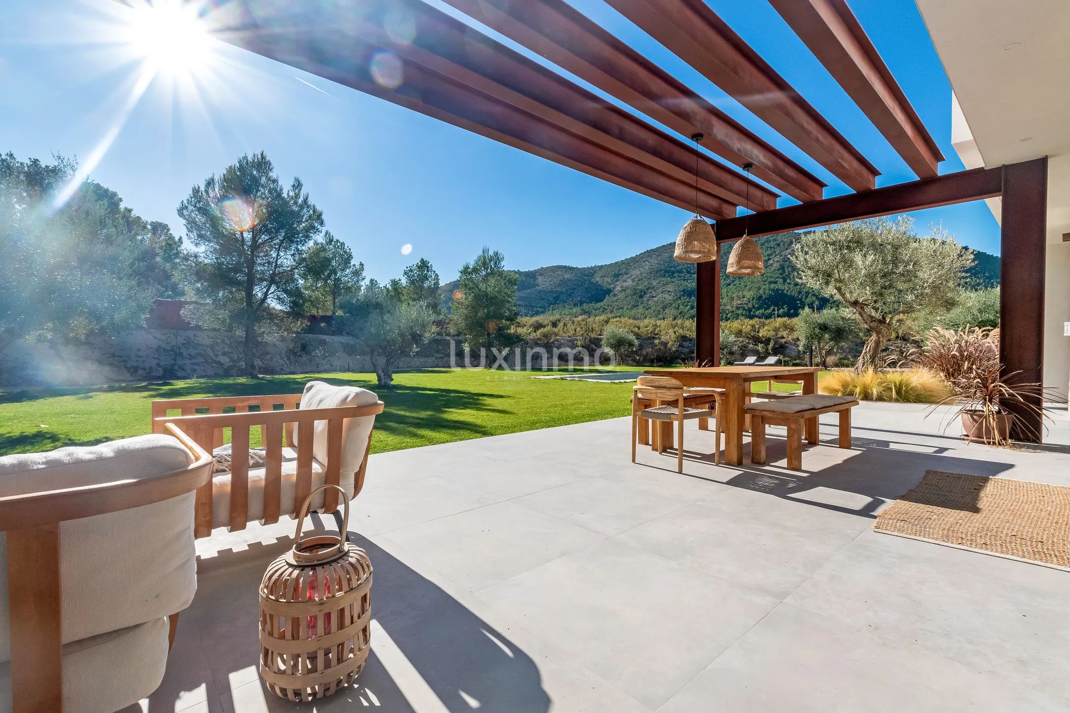 Роскошный и современный дом с 4 спальнями в сельской местности Финестрат — photo 32