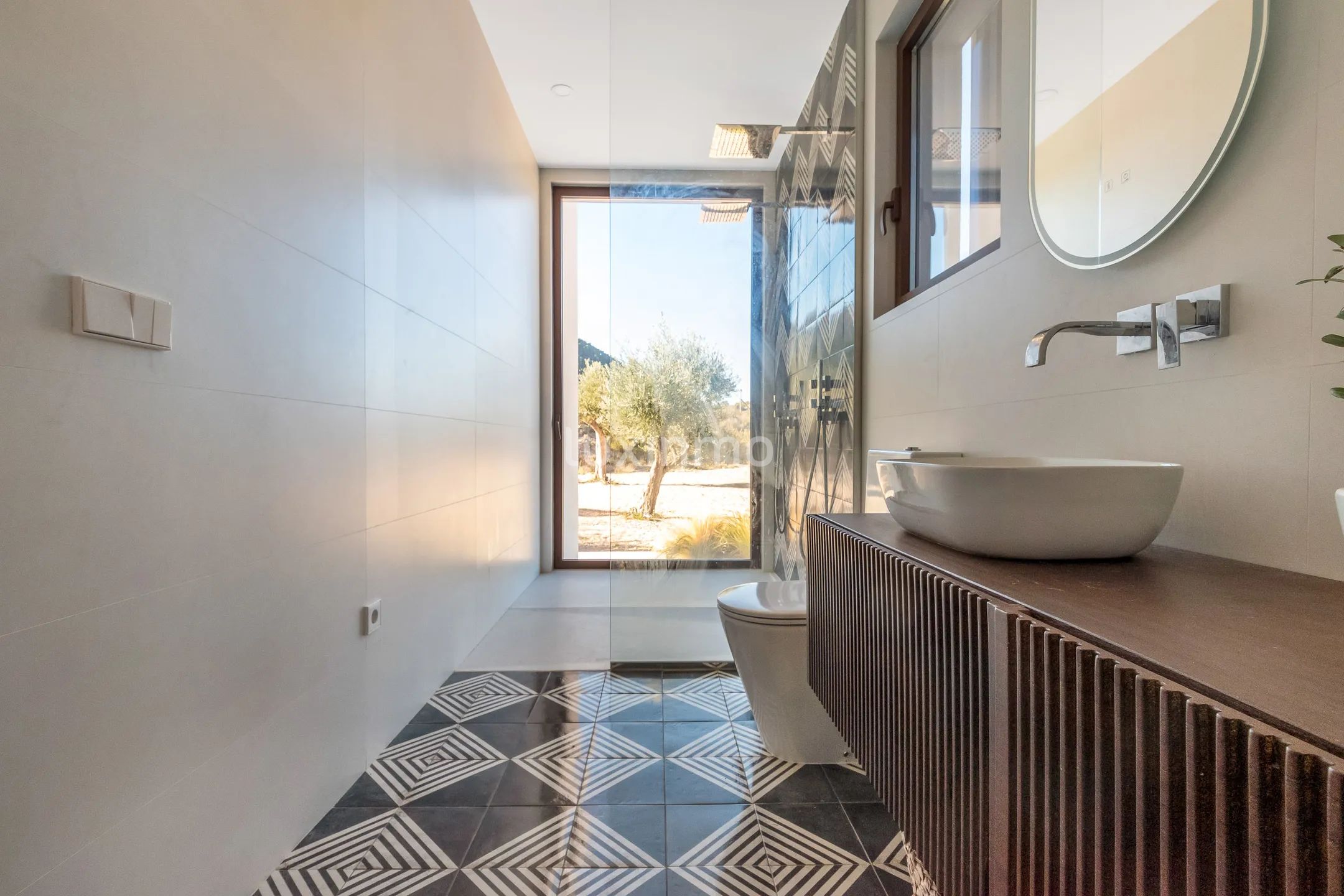 Роскошный и современный дом с 4 спальнями в сельской местности Финестрат — photo 23