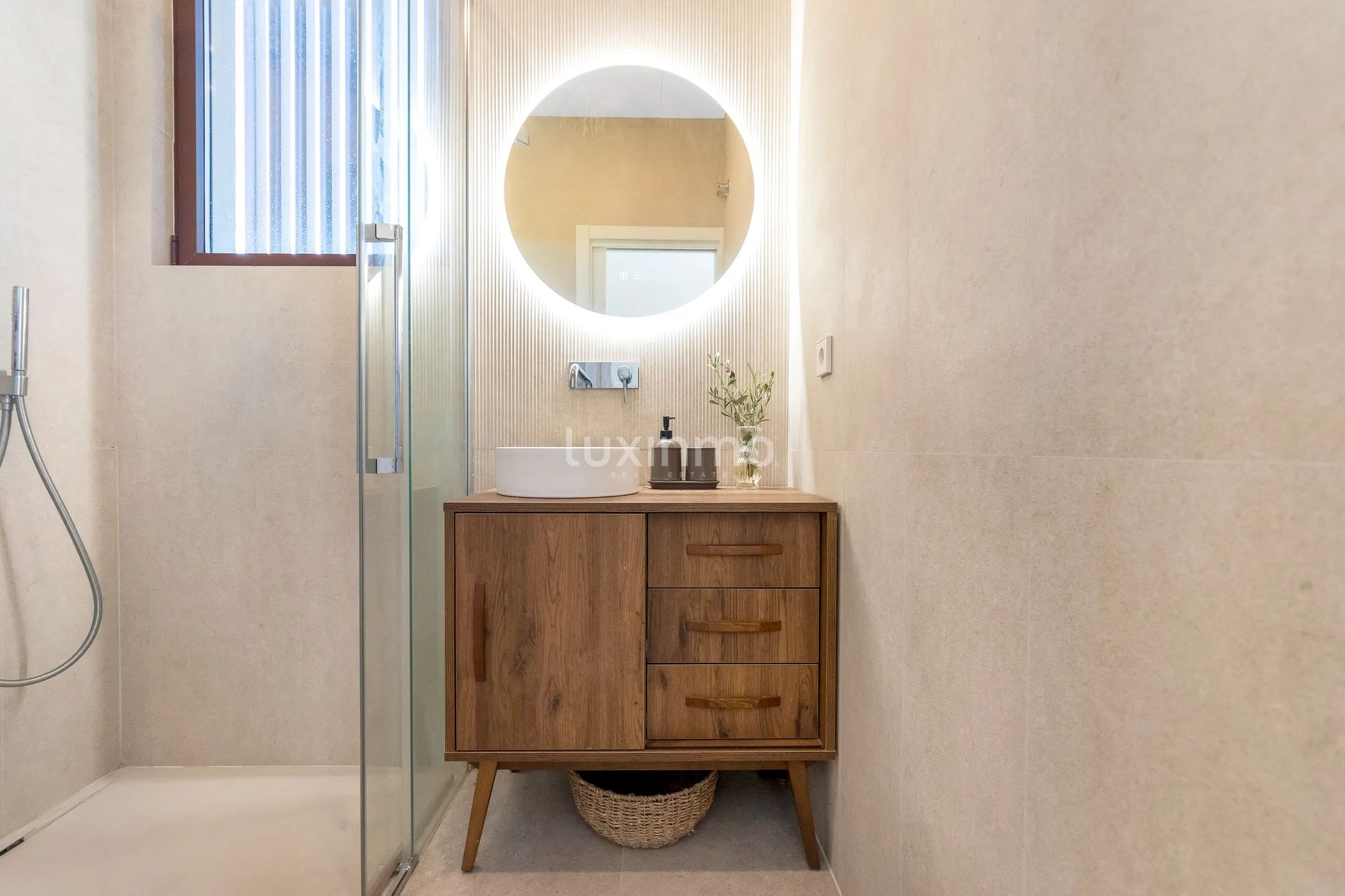 Роскошный и современный дом с 4 спальнями в сельской местности Финестрат — photo 17