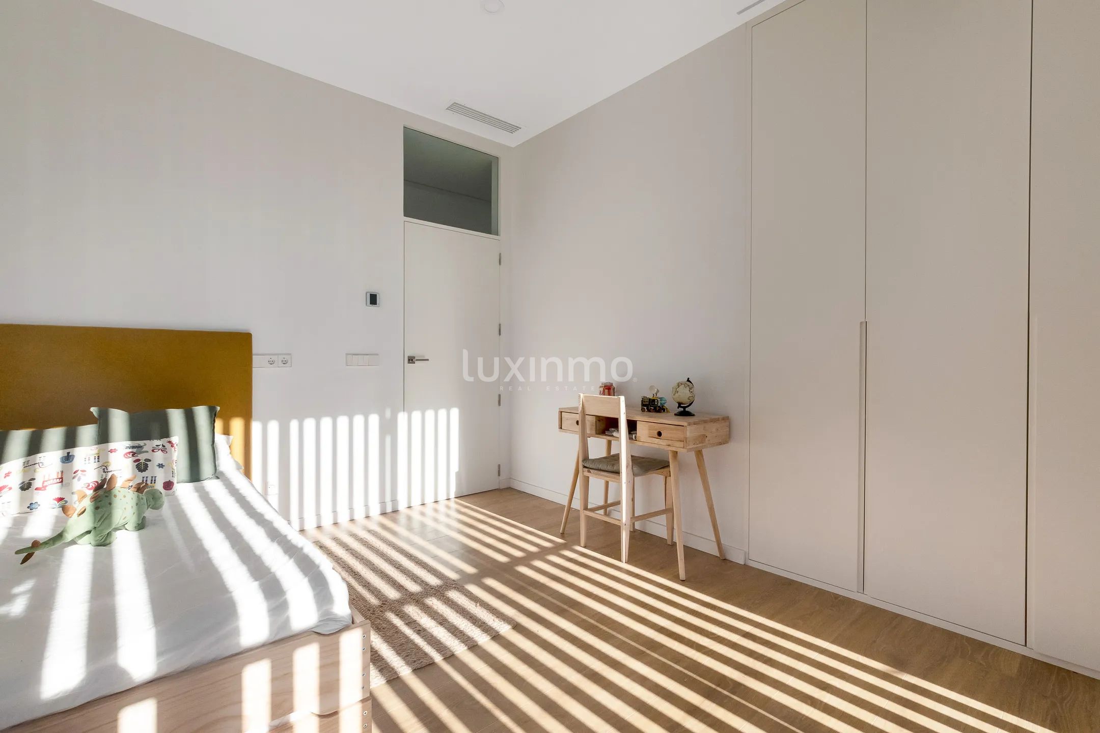 Роскошный и современный дом с 4 спальнями в сельской местности Финестрат — photo 19