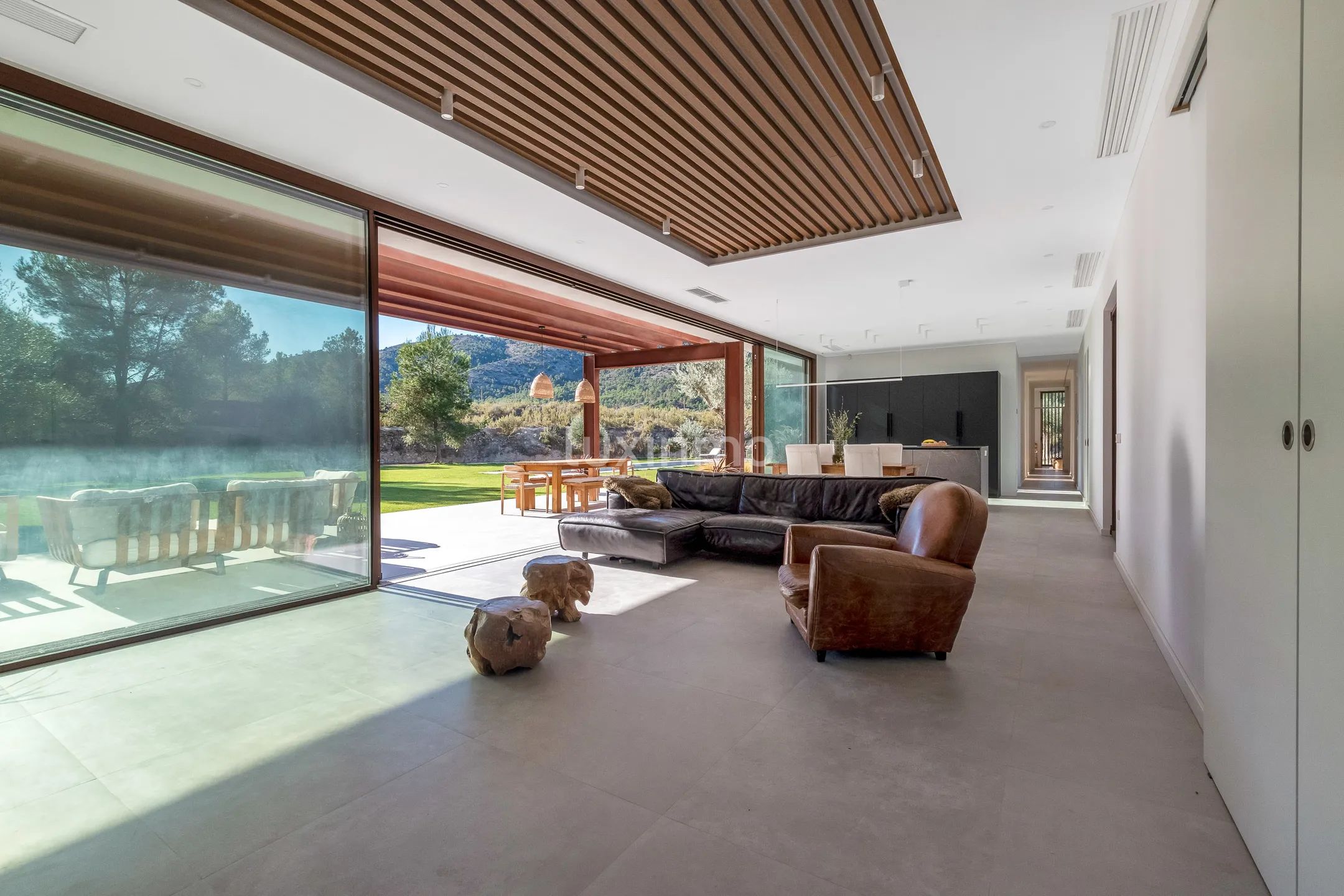 Роскошный и современный дом с 4 спальнями в сельской местности Финестрат — photo 11