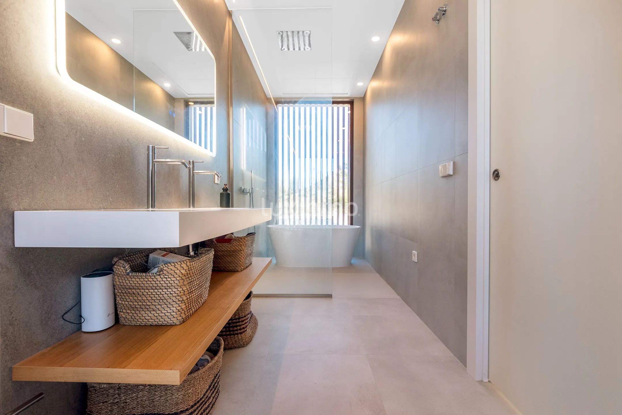 Роскошный и современный дом с 4 спальнями в сельской местности Финестрат — photo 28