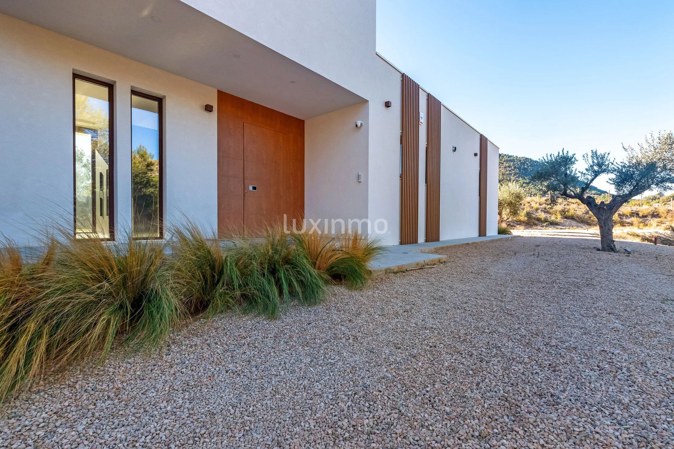 Роскошный и современный дом с 4 спальнями в сельской местности Финестрат — photo 34