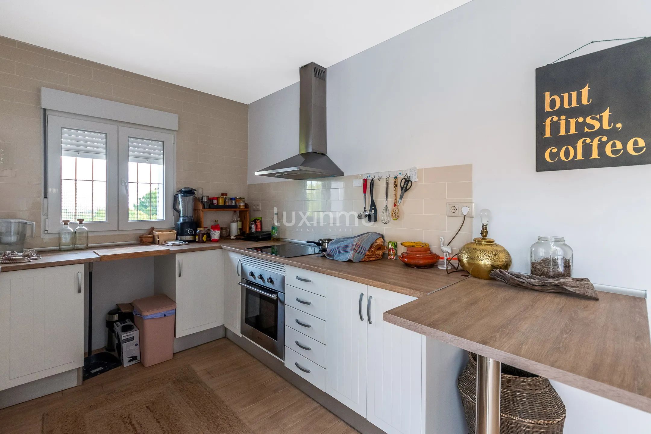 Urocza, odnowiona Finca z 4 sypialniami w La Nucia — photo 5