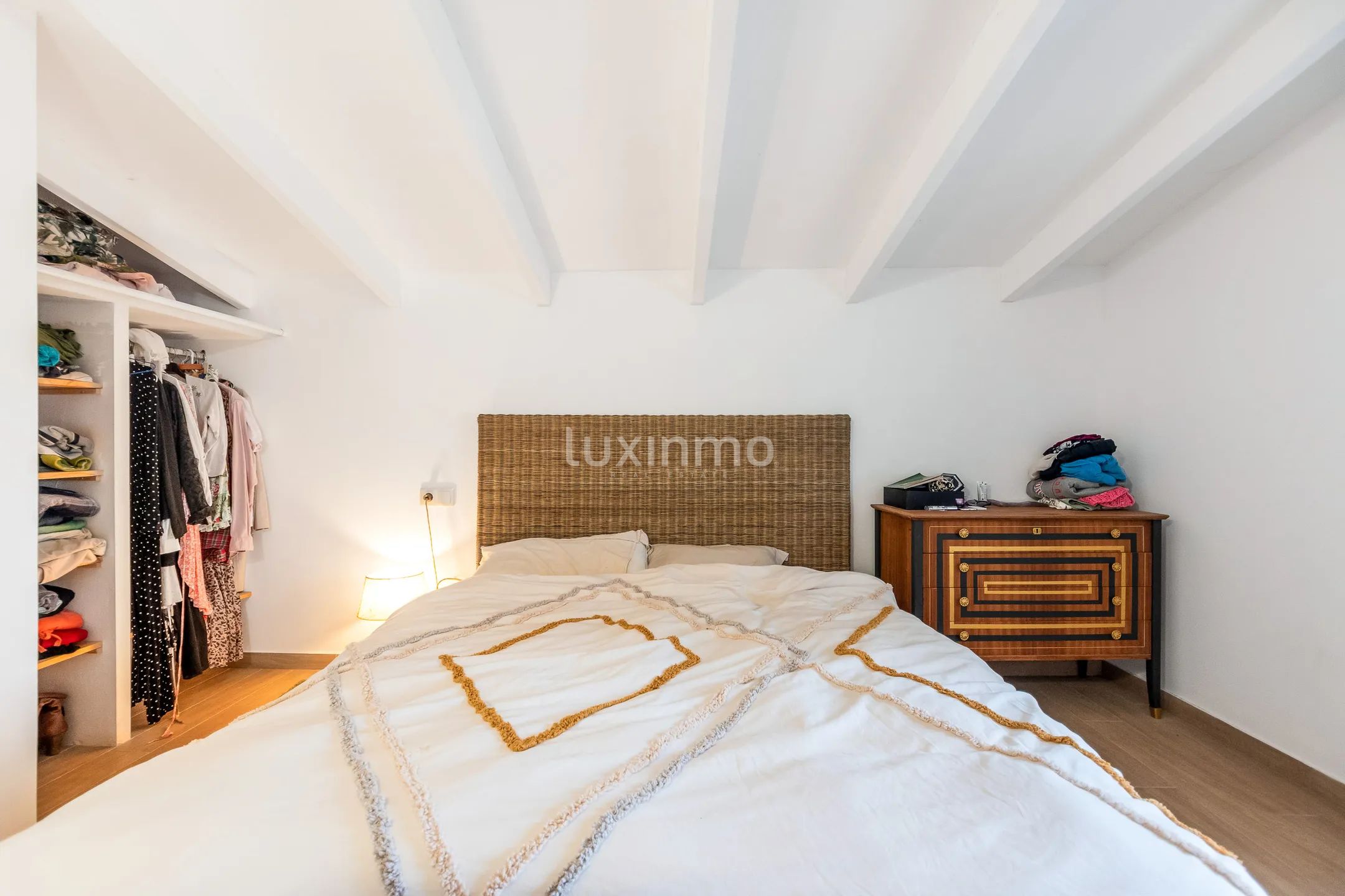 Urocza, odnowiona Finca z 4 sypialniami w La Nucia — photo 18