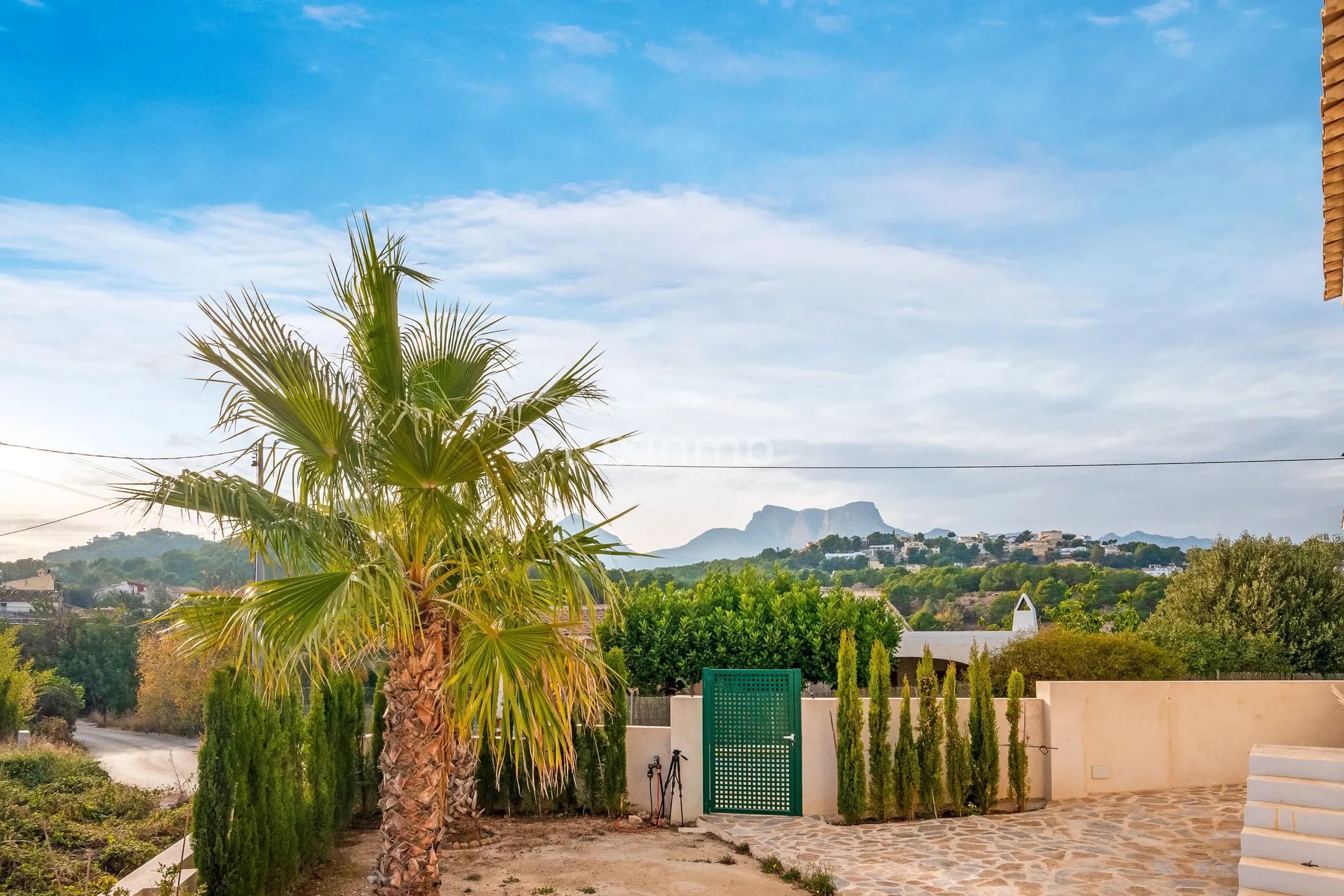Urocza, odnowiona Finca z 4 sypialniami w La Nucia — photo 31