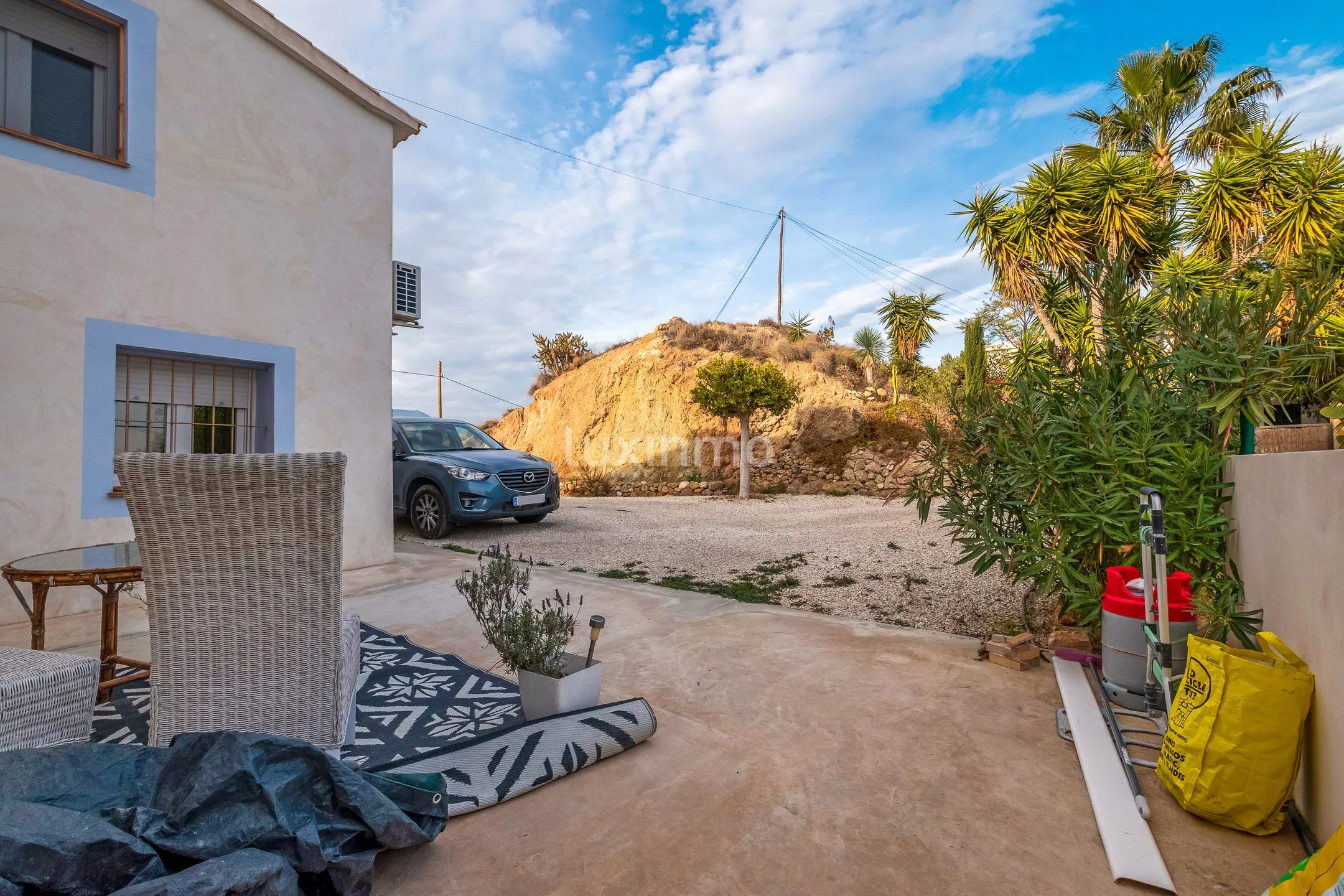 Urocza, odnowiona Finca z 4 sypialniami w La Nucia — photo 8