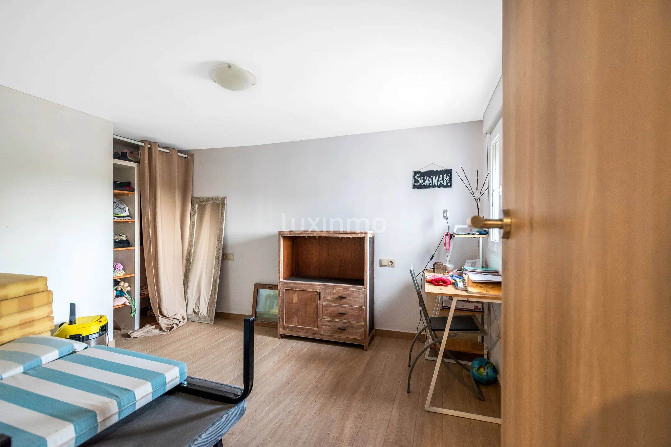 Urocza, odnowiona Finca z 4 sypialniami w La Nucia — photo 12