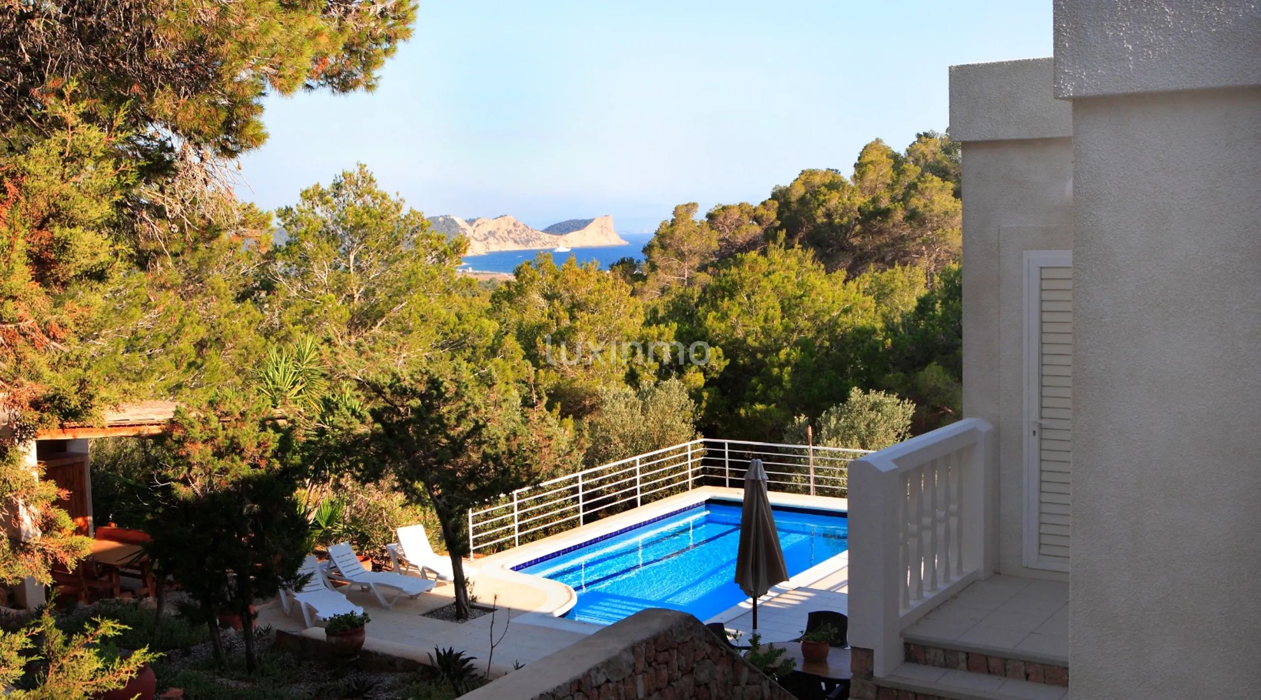 Preciosa villa mediterránea con licencia turística en Sa Caleta, Ibiza — photo 2