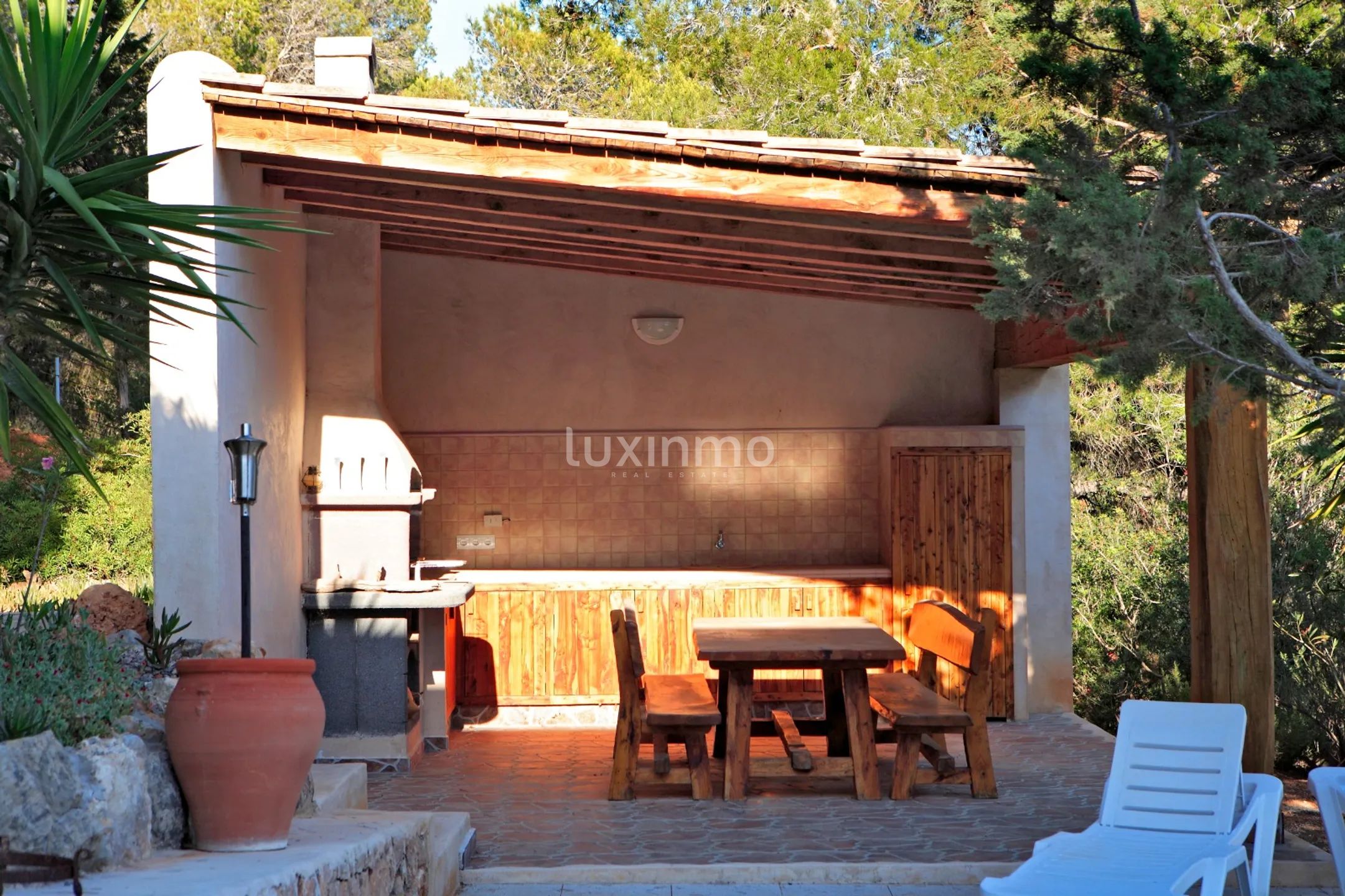 Preciosa villa mediterránea con licencia turística en Sa Caleta, Ibiza — photo 8