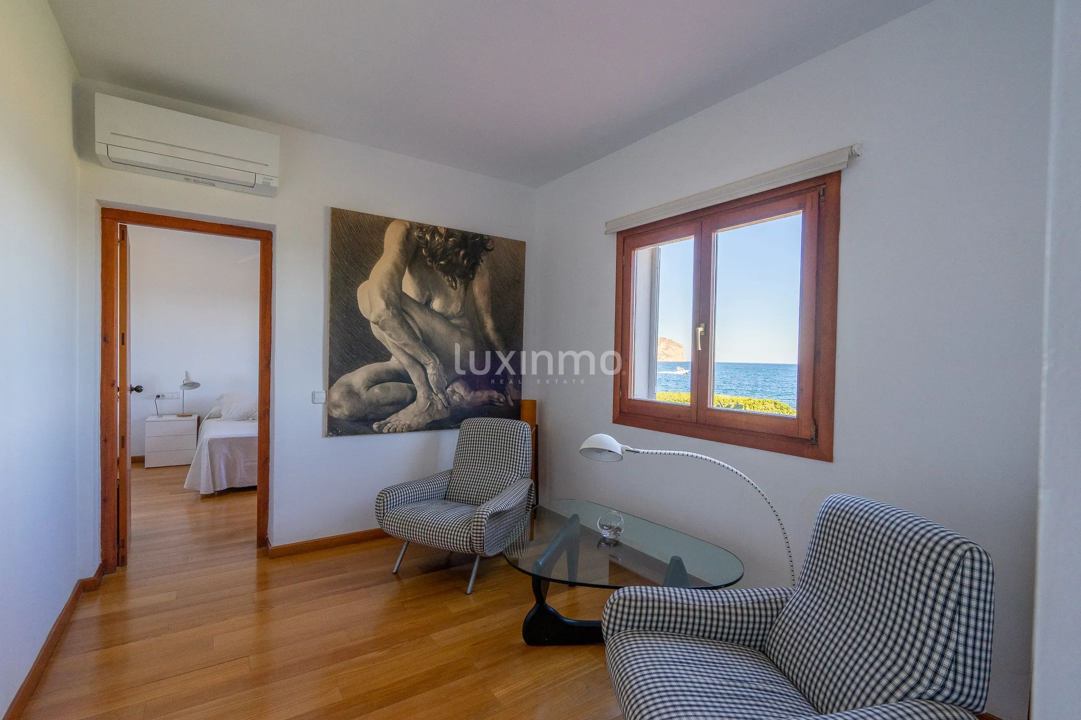 Atemberaubendes 4-Schlafzimmer-Haus mit Meer- und Bergblick in El Arenal, Jávea — photo 10