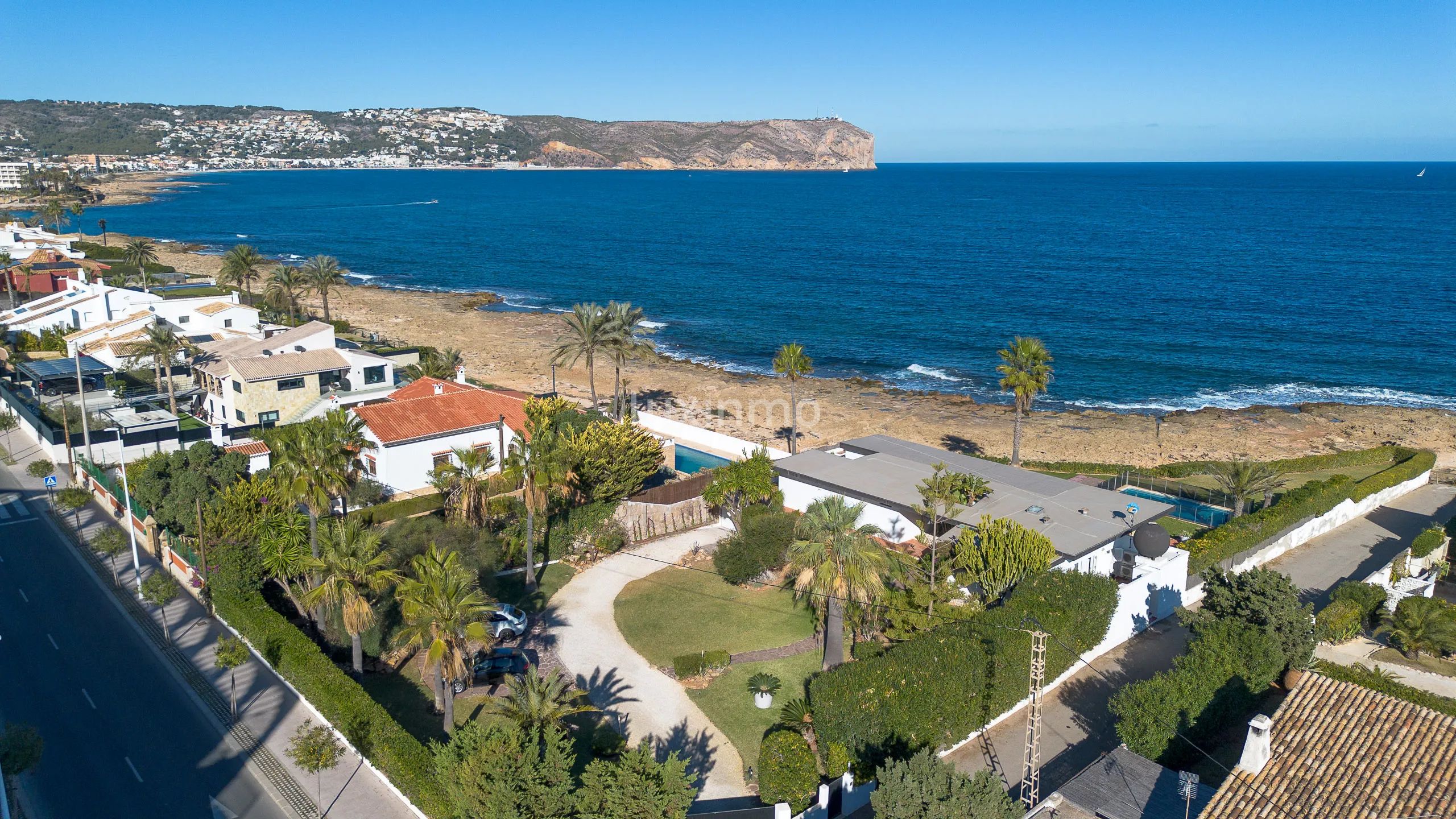 Superbe maison indépendante de 4 chambres avec vue sur la mer et la montagne à El Arenal, Jávea — photo 4