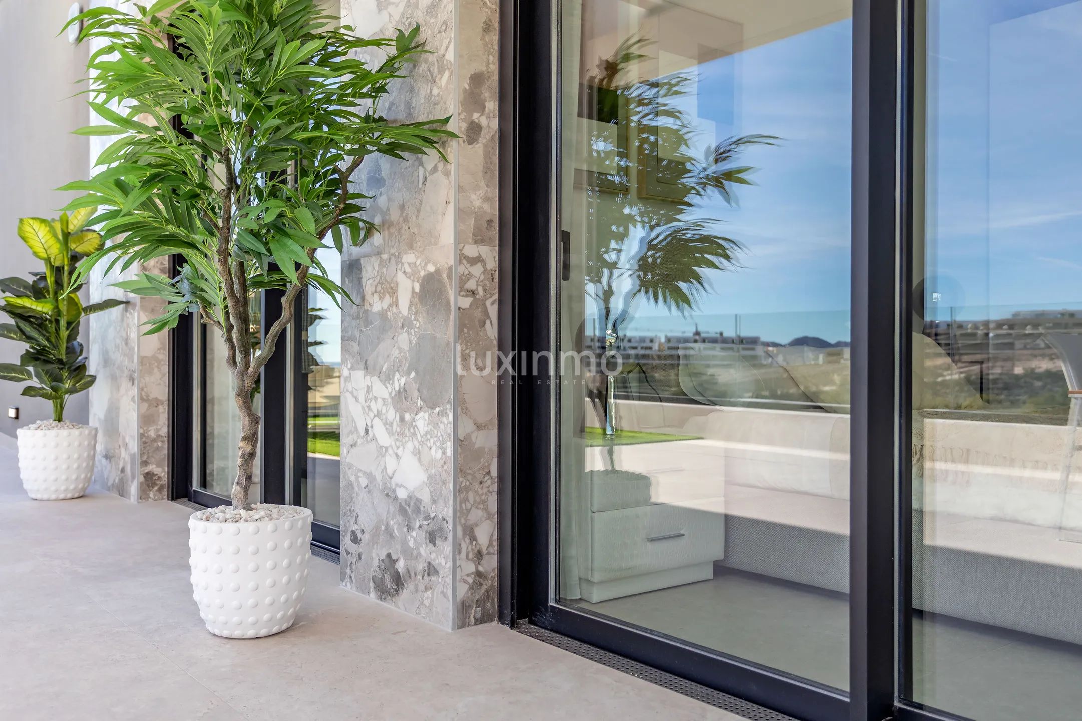 Newly built flat for sale with sea views in Finestrat — photo 12