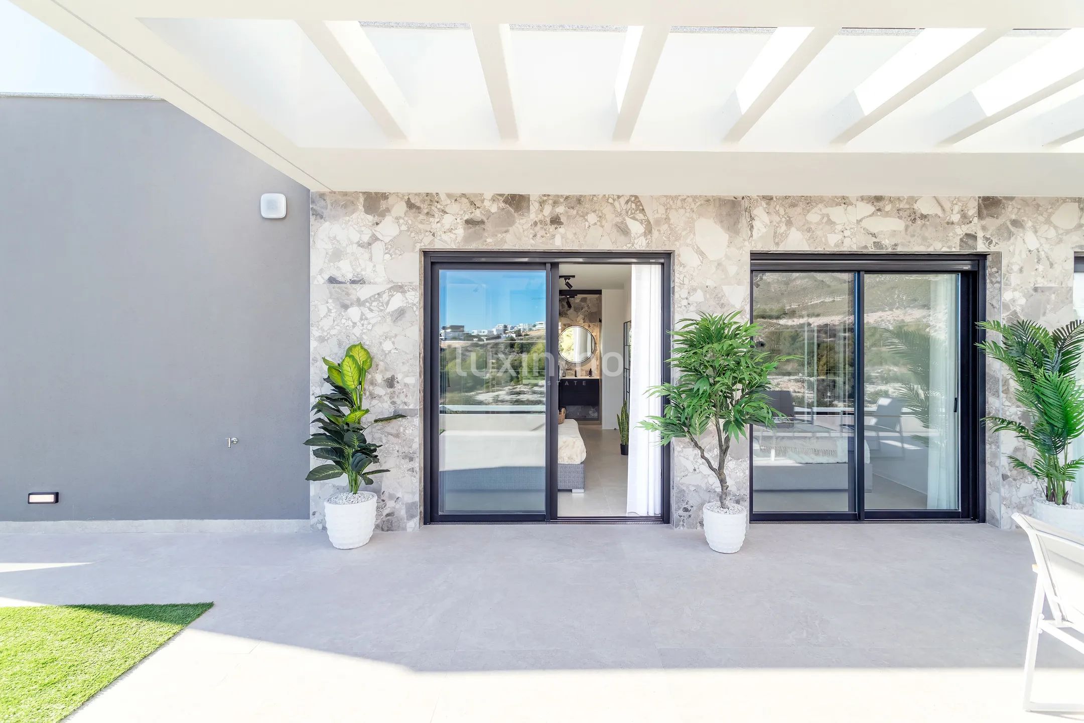 New build penthouse for sale with sea views in Finestrat — photo 4